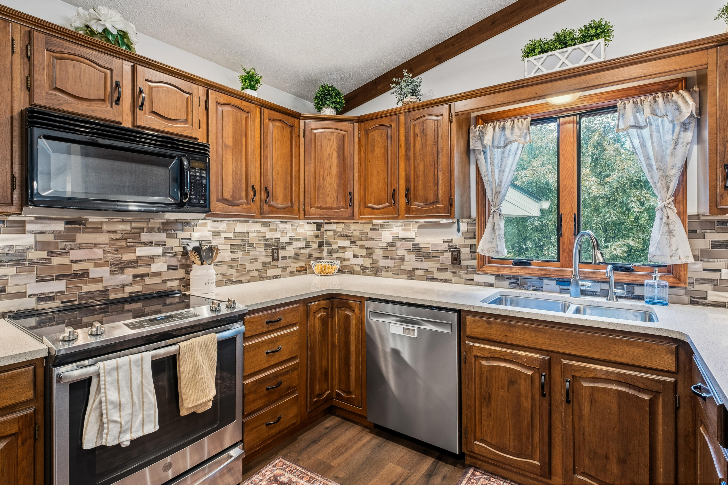 6900 Vista Grande Drive NE Rockford MI 49341