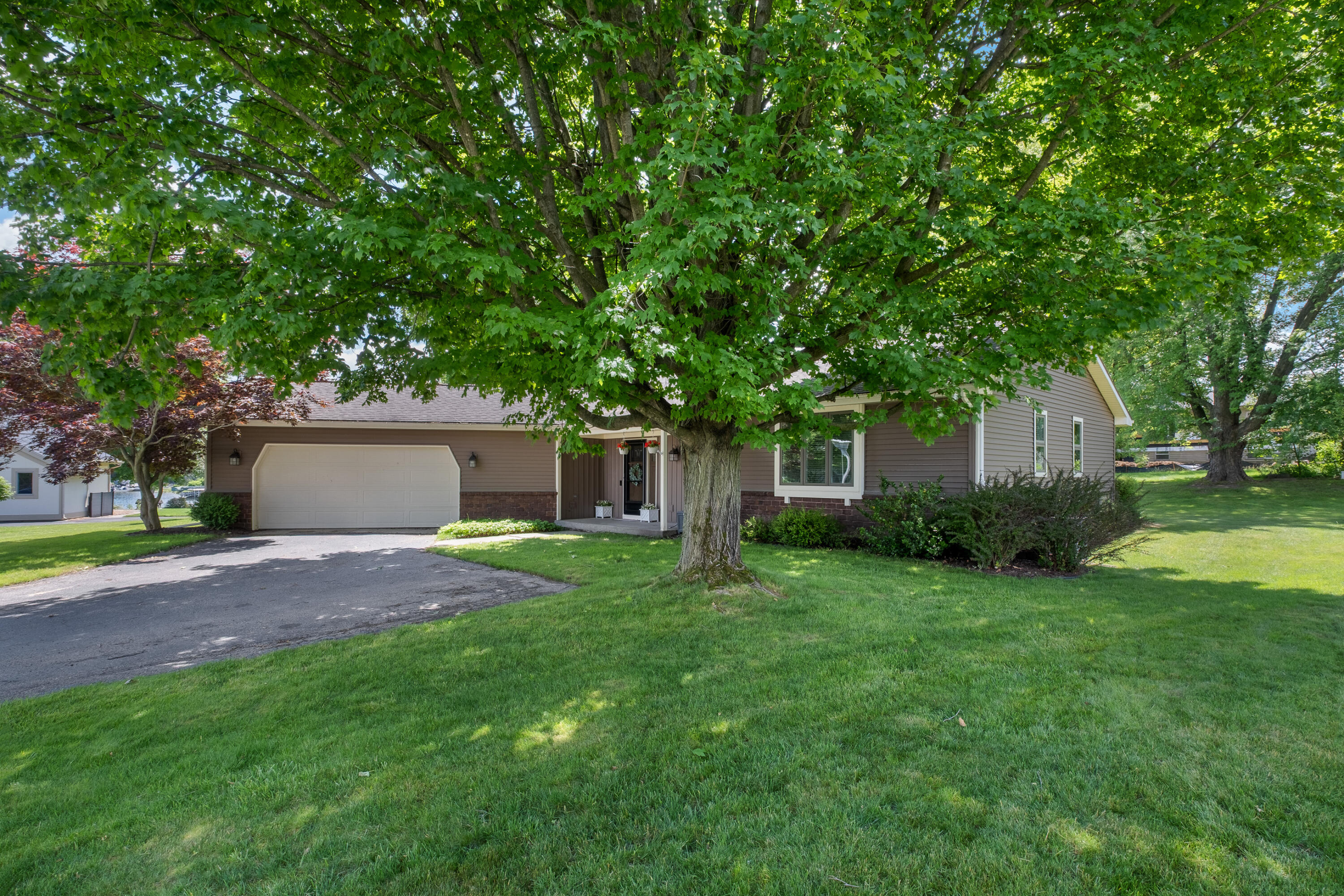 6900 Vista Grande Drive NE Rockford MI 49341