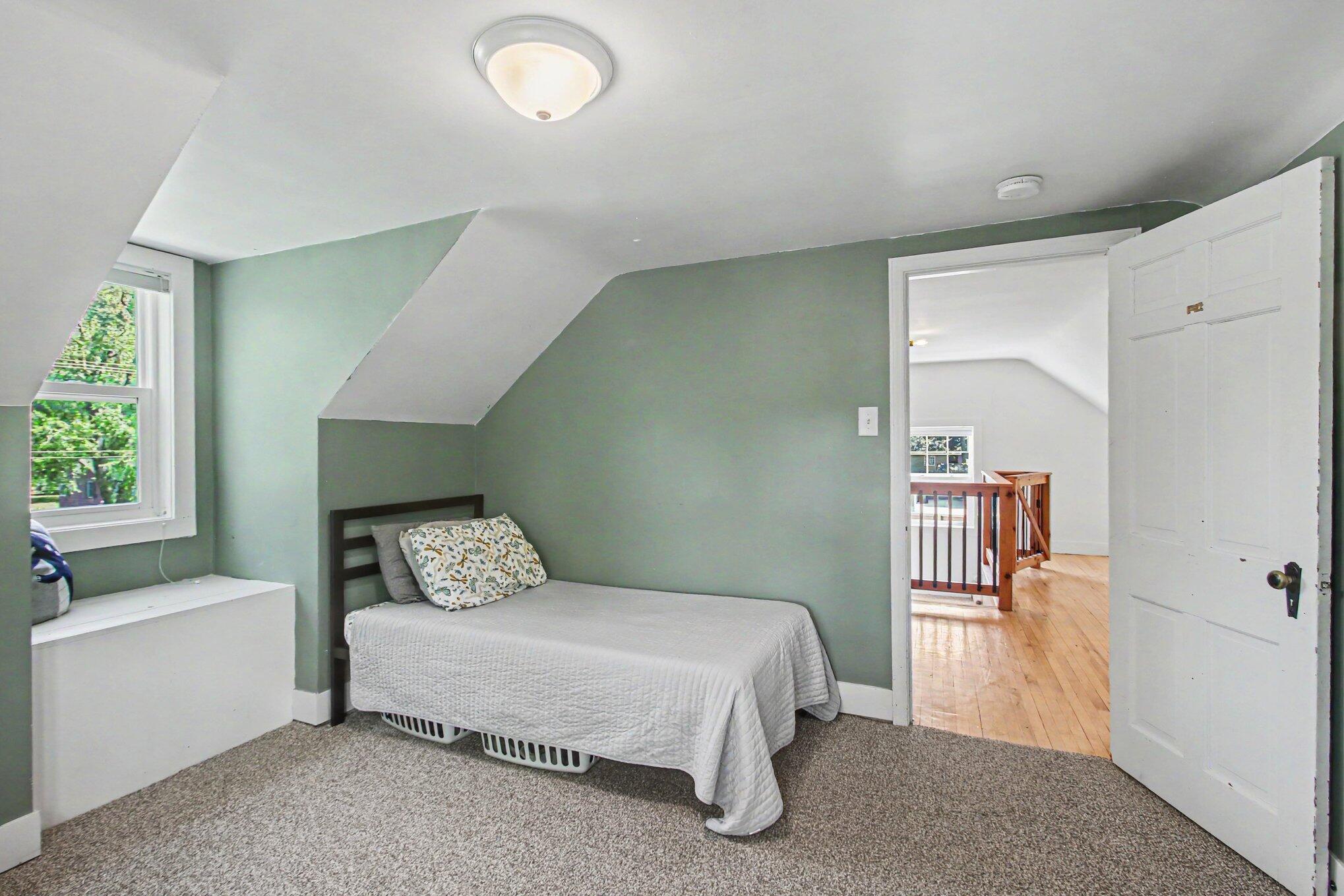 1222 W 32nd Street Holland MI 49423