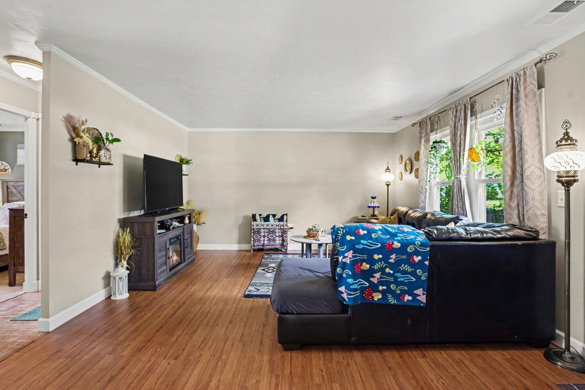 2423 Eastfield Drive Niles MI 49120