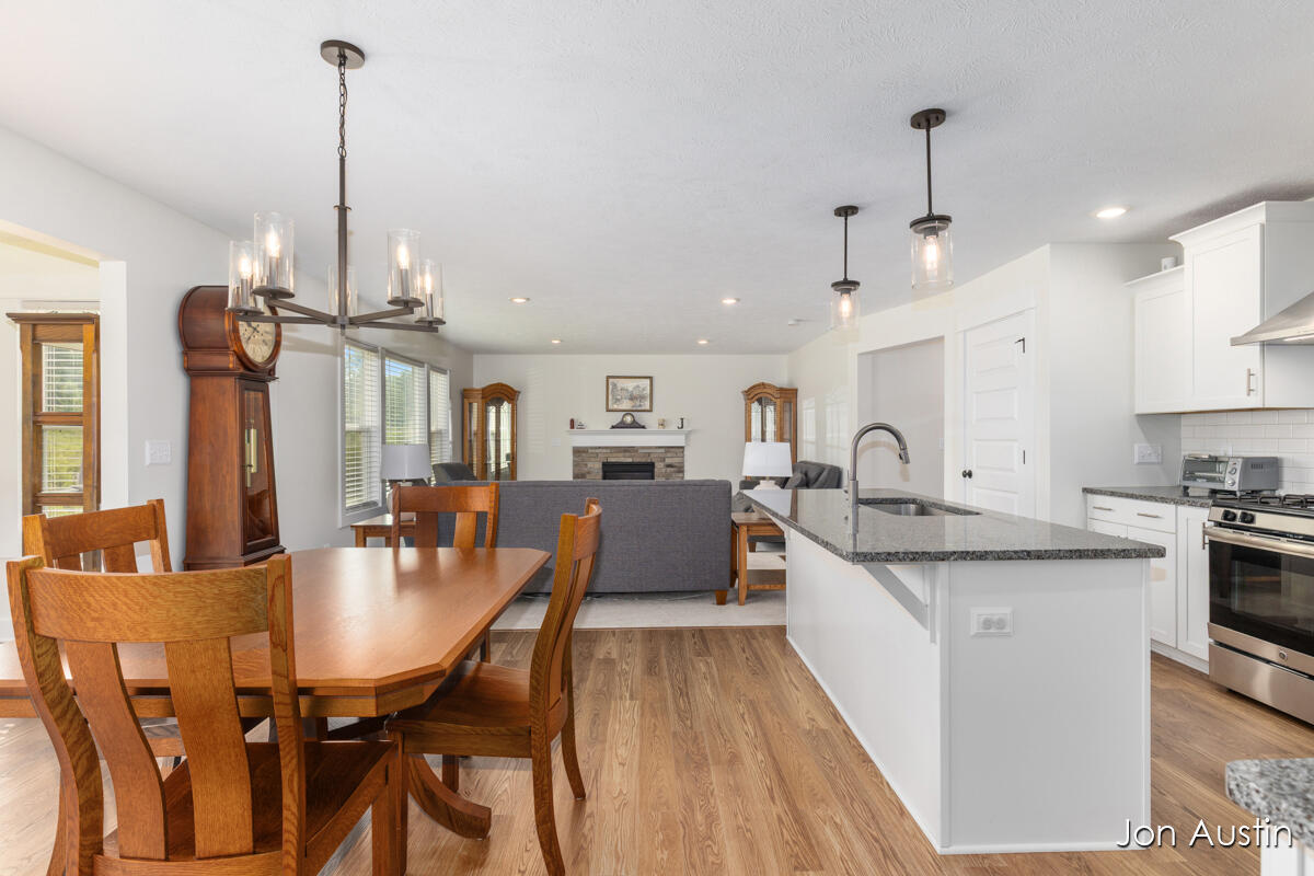 2929 E Morgan Trail NE Rockford MI 49341