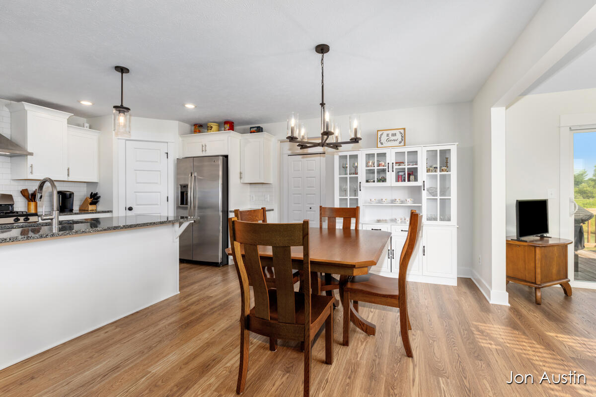 2929 E Morgan Trail NE Rockford MI 49341