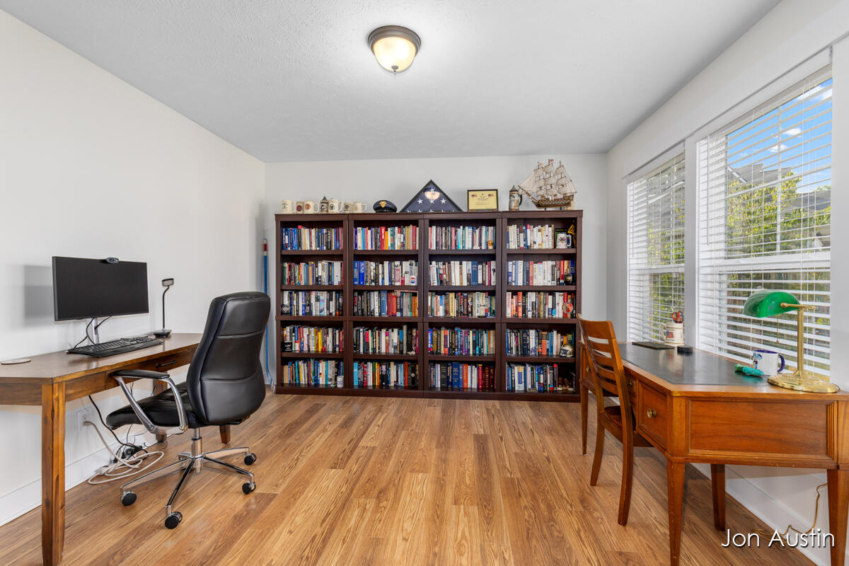 2929 E Morgan Trail NE Rockford MI 49341