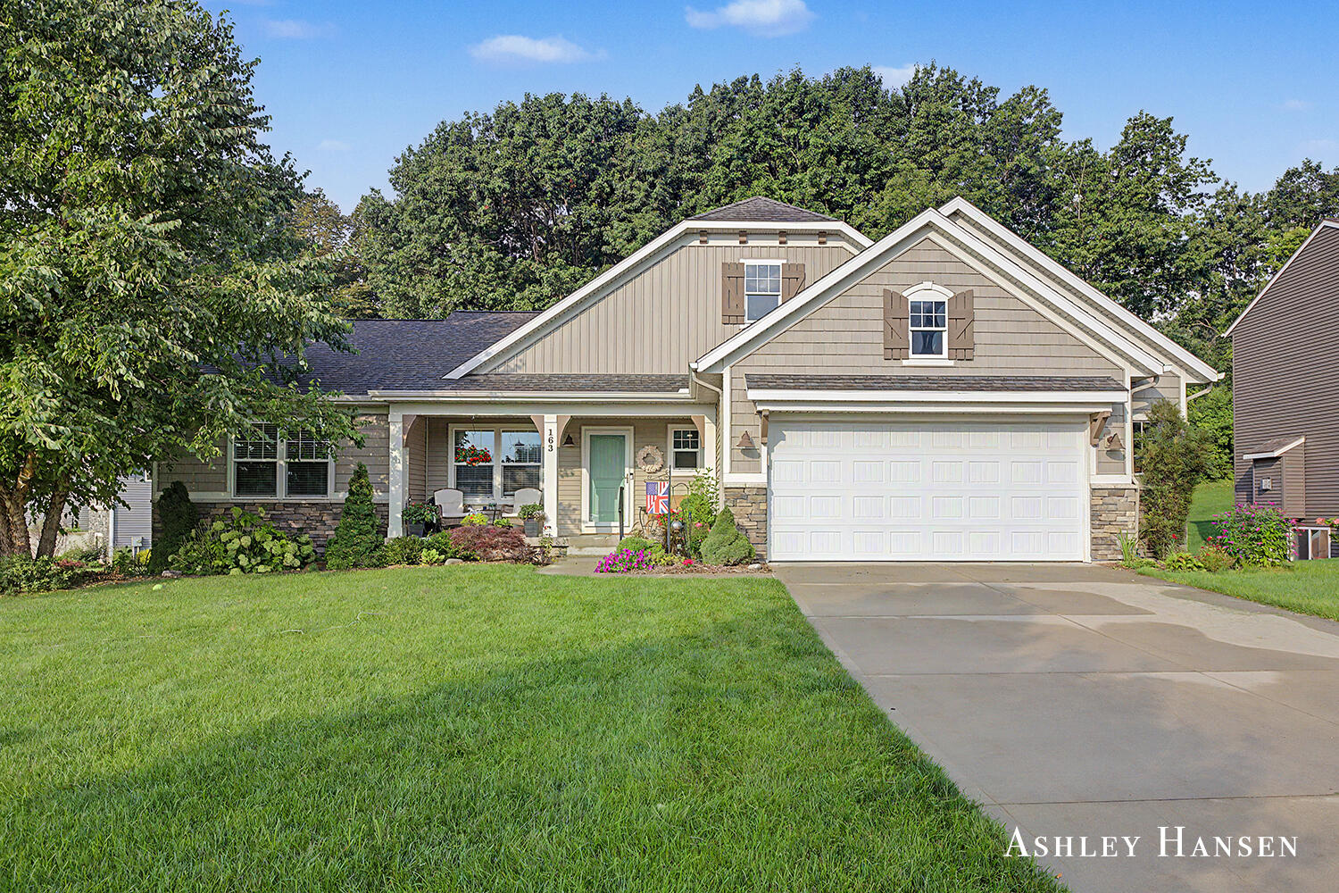 163 Dogwood Drive NE Rockford MI 49341