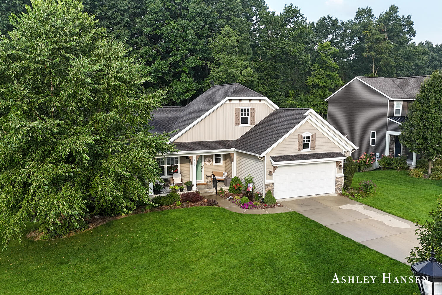 163 Dogwood Drive NE Rockford MI 49341