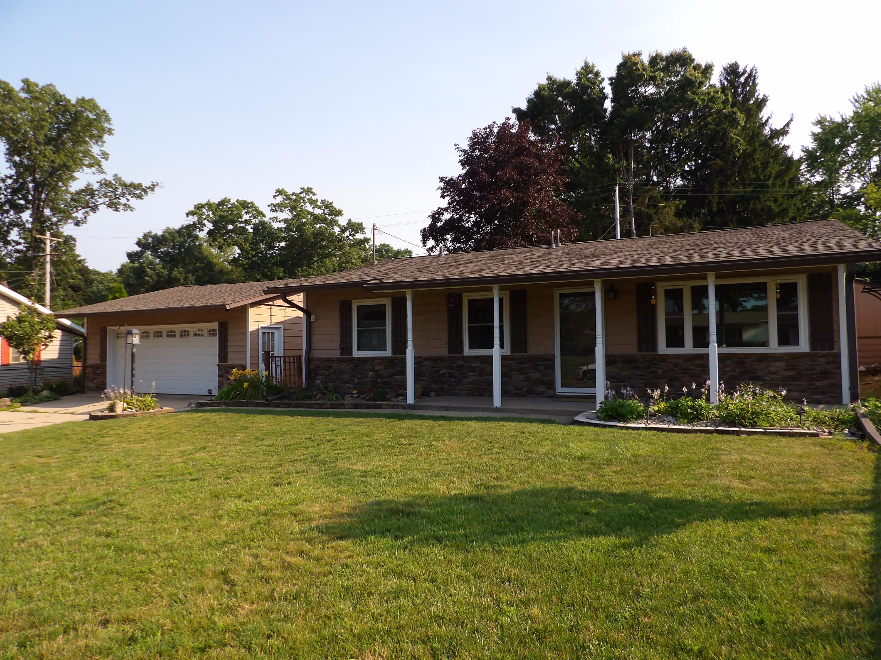 2432 Allerton Street Niles MI 49120