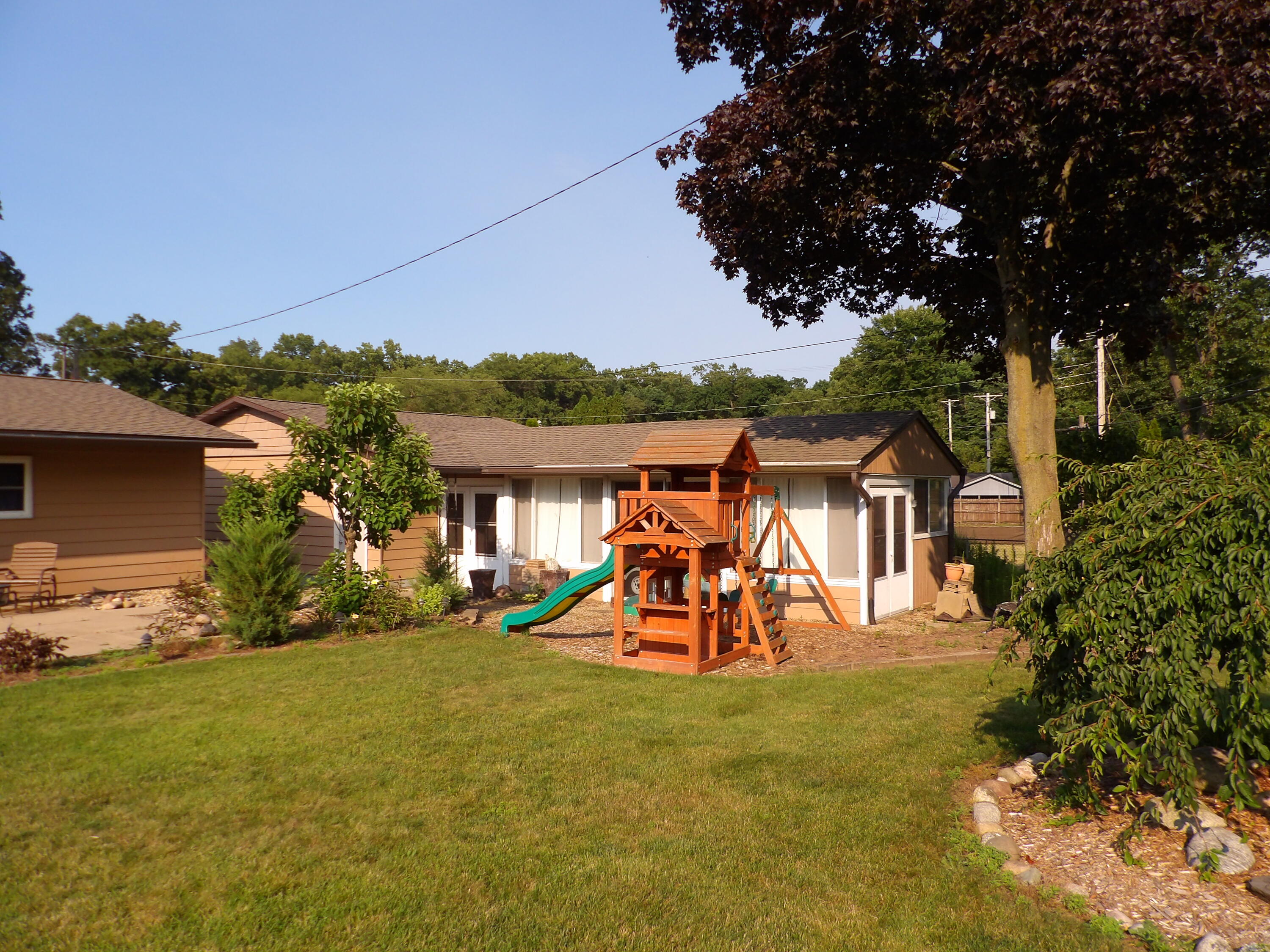 2432 Allerton Street Niles MI 49120