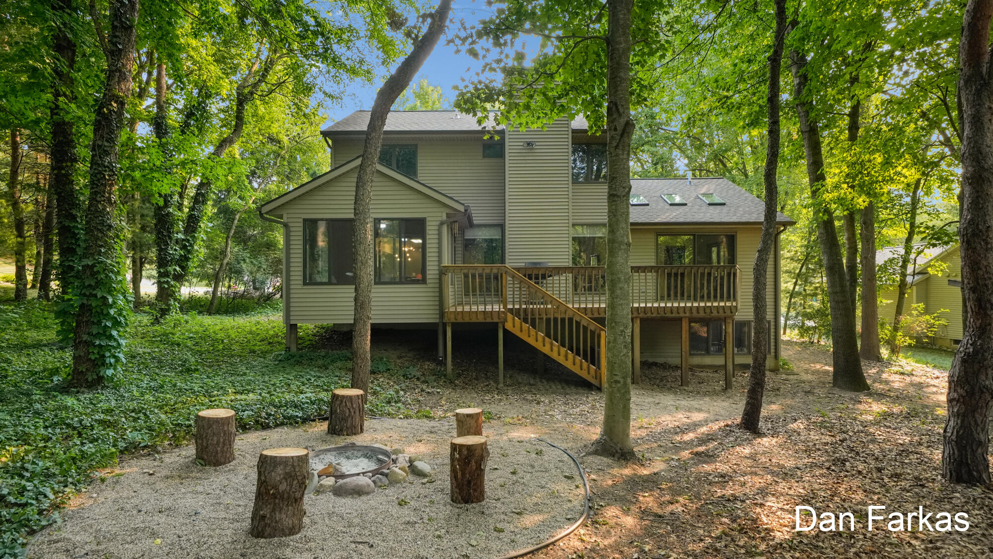 3262 Breckenridge Court NE Grand Rapids MI 49525