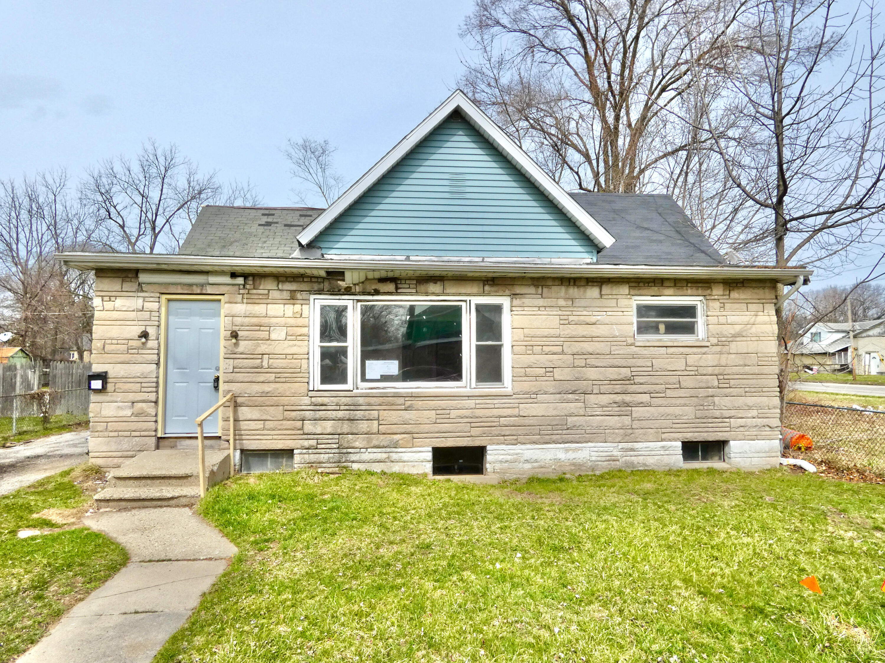 885 Mineral Avenue Benton Harbor MI 49022