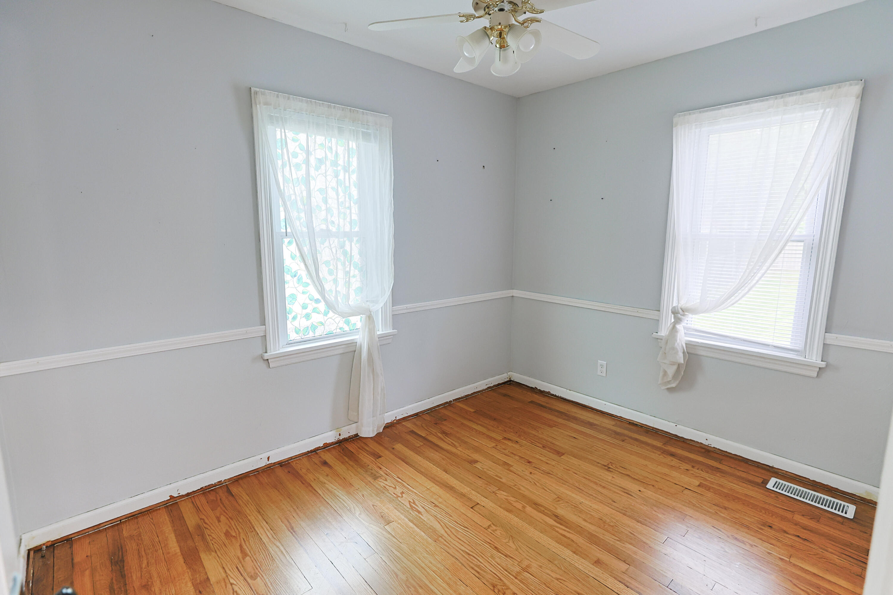 1643 Ferry Street Niles MI 49120