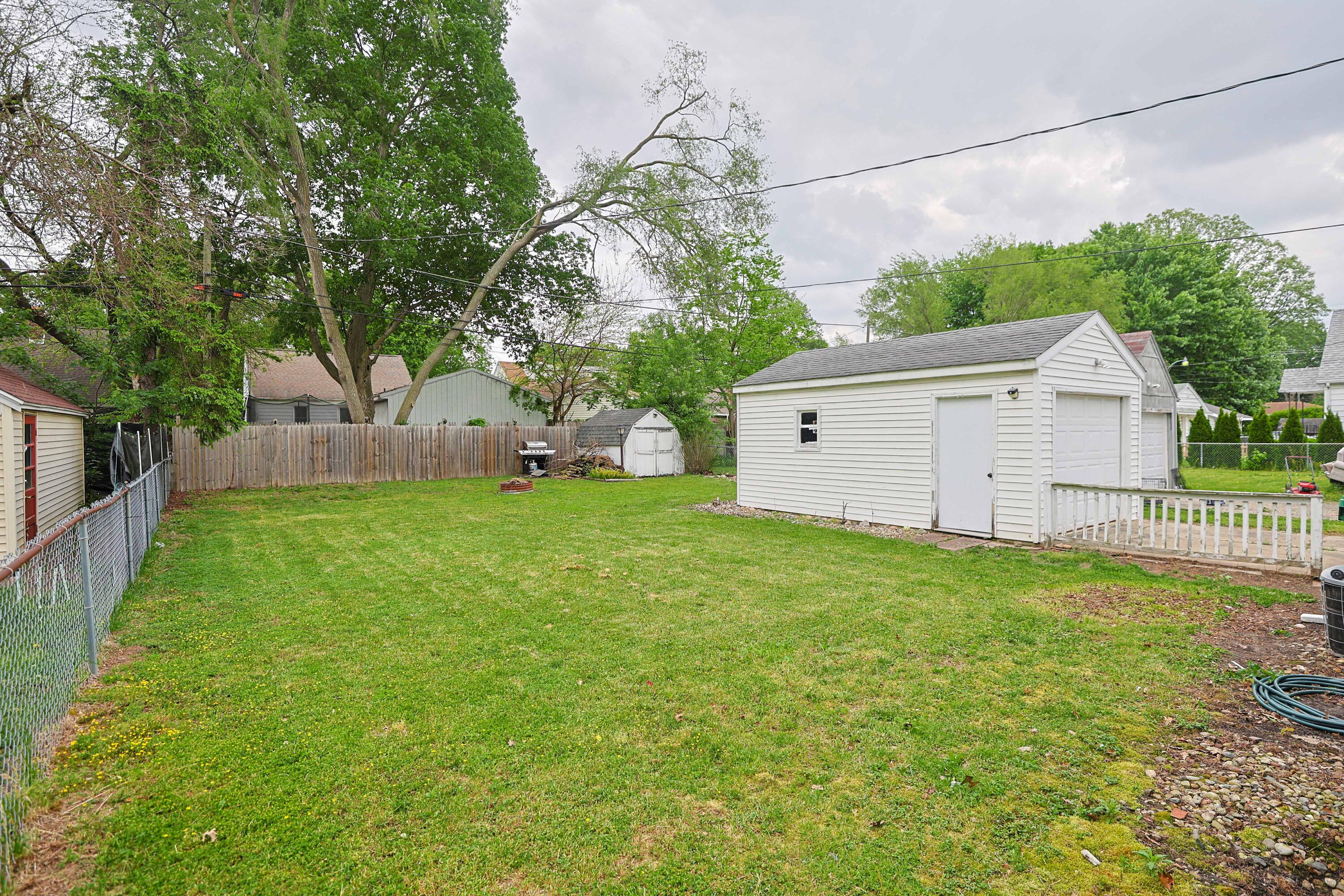 1643 Ferry Street Niles MI 49120
