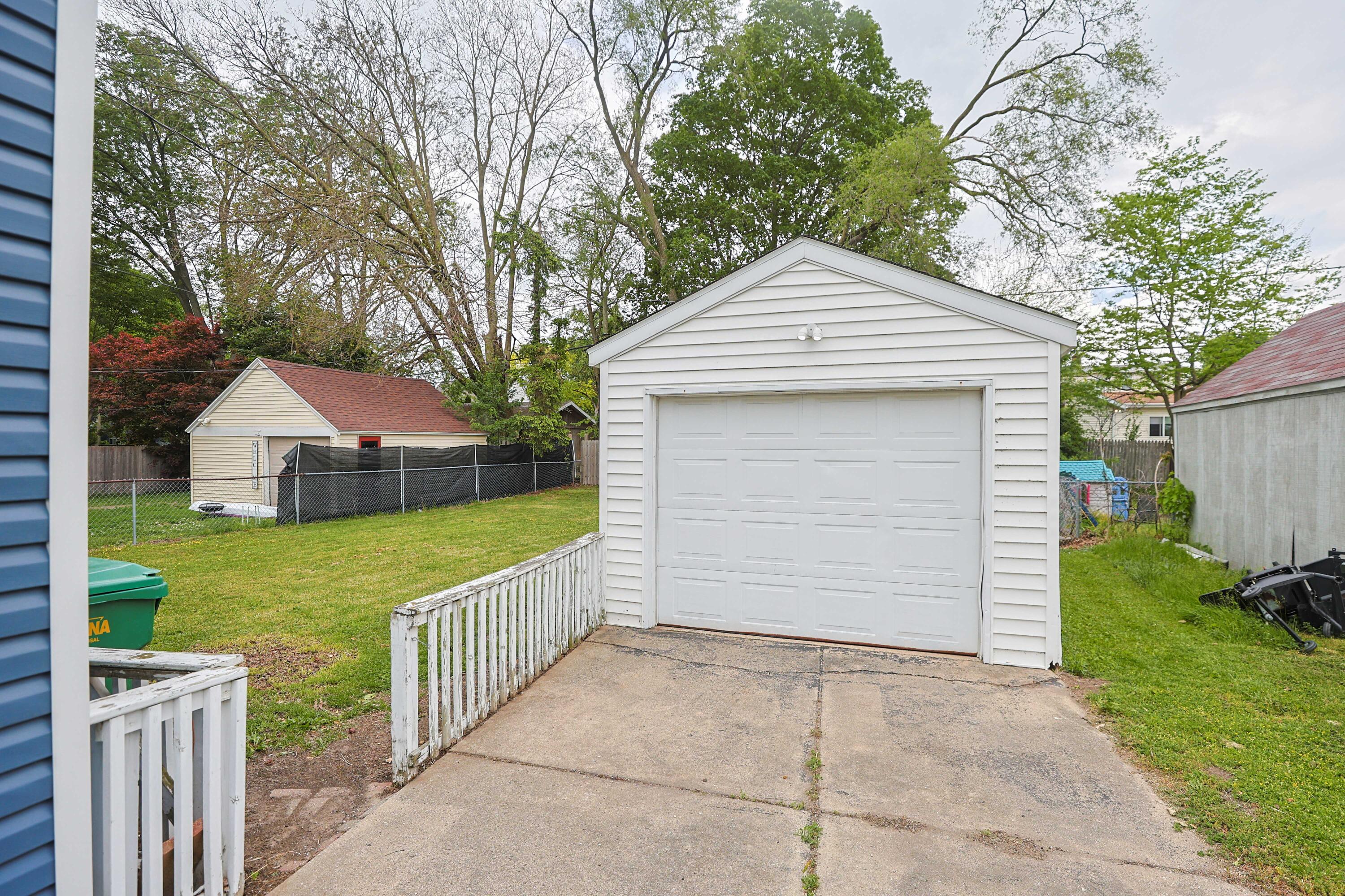 1643 Ferry Street Niles MI 49120