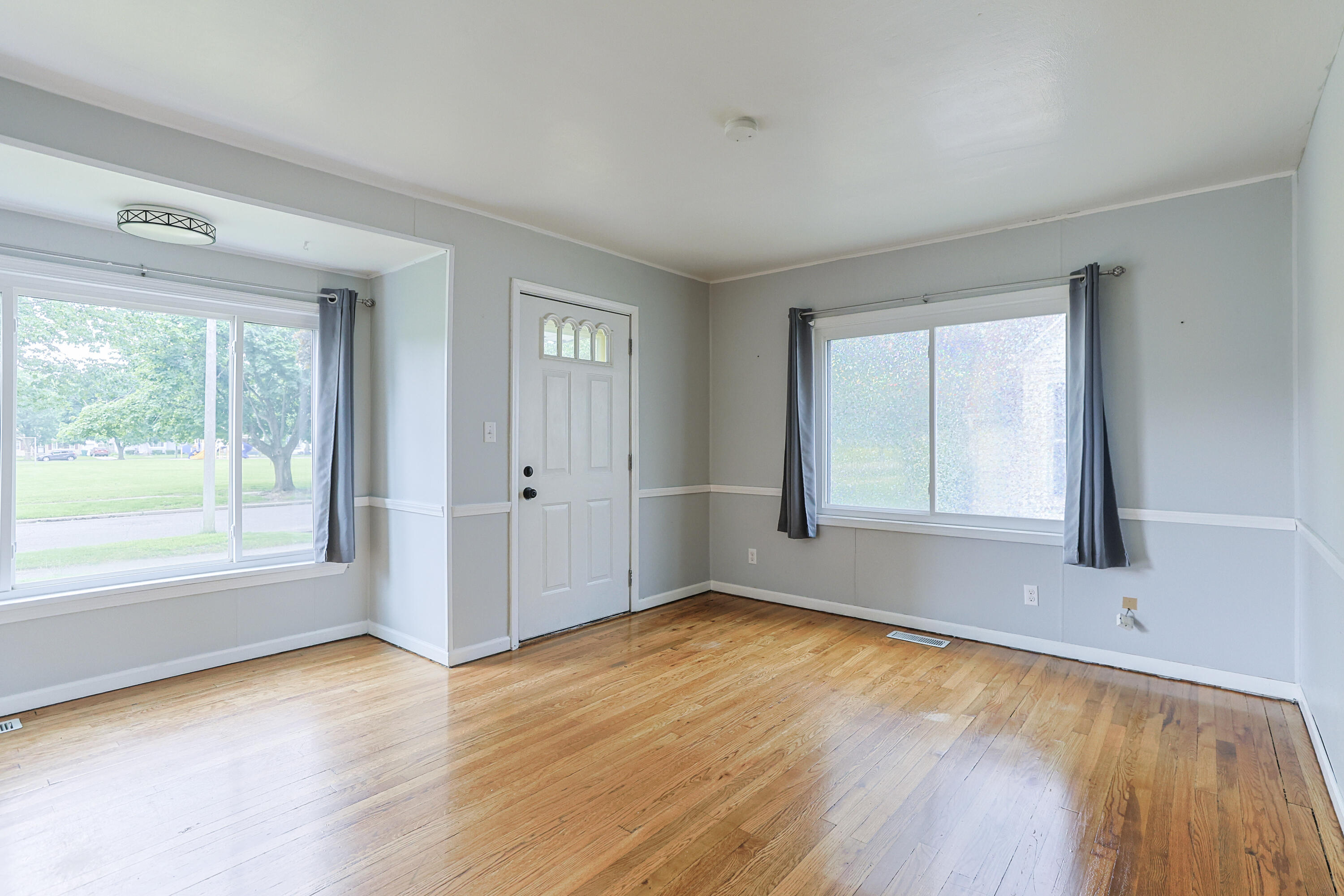 1643 Ferry Street Niles MI 49120