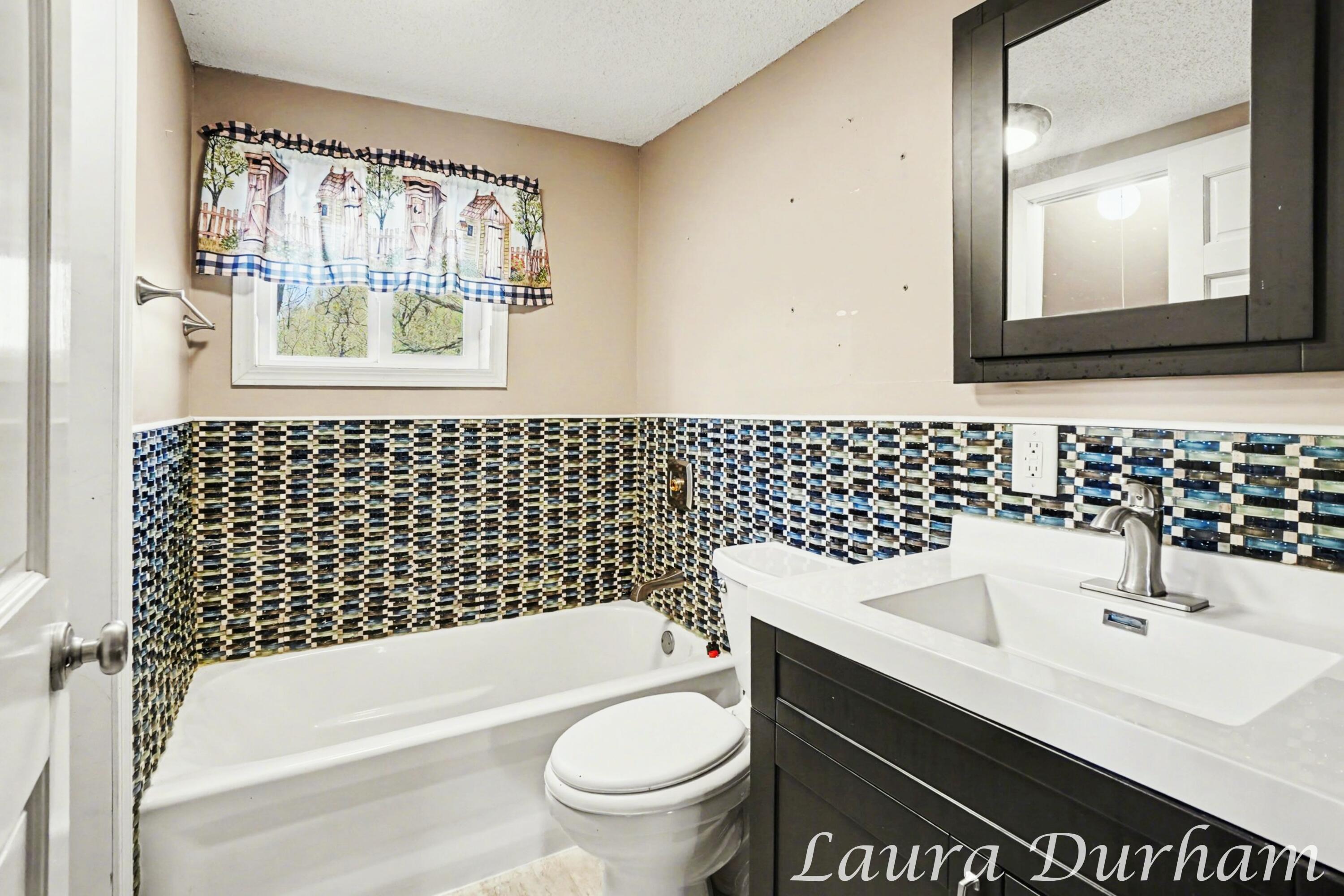 6935 116th Avenue Fennville MI 49408