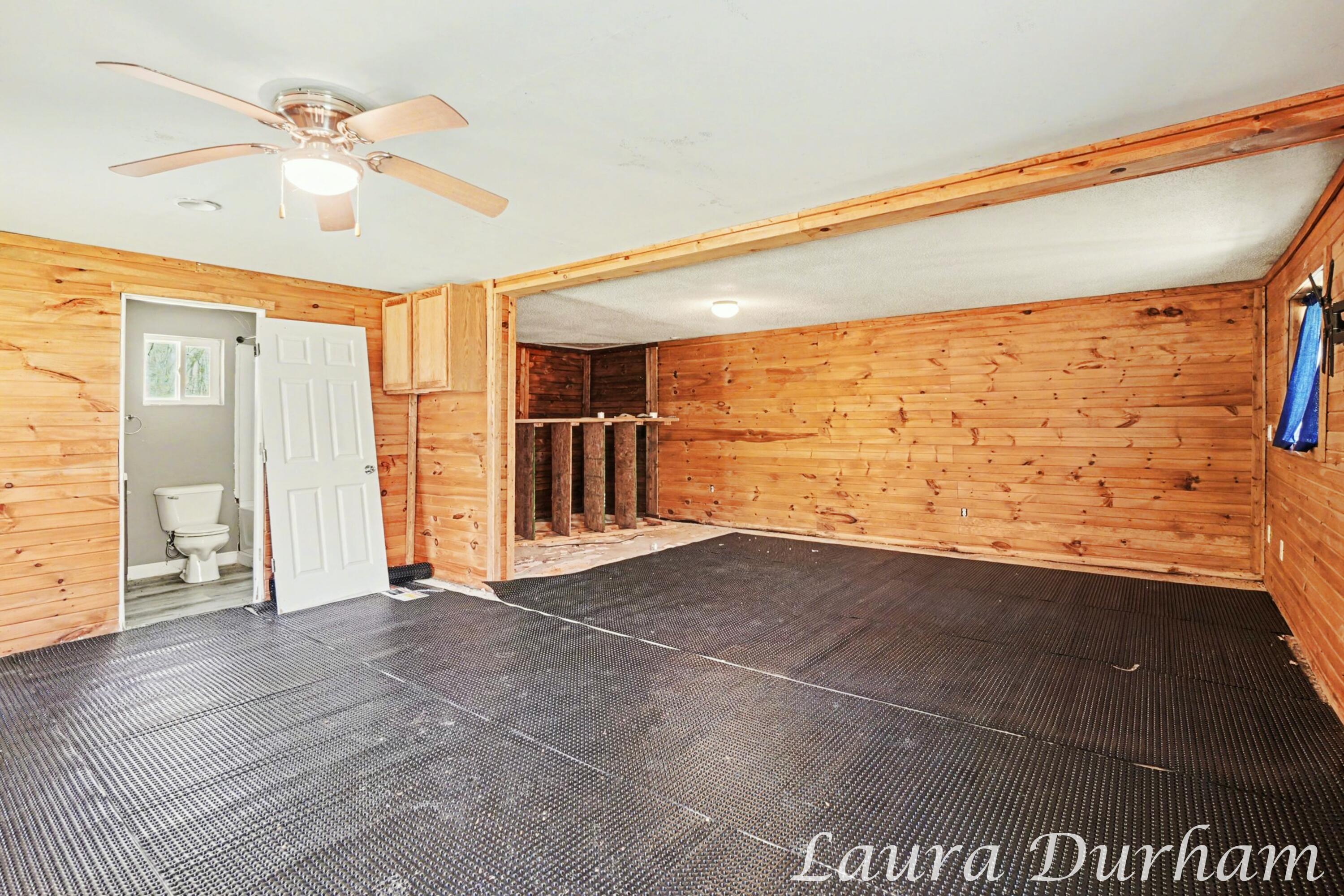 6935 116th Avenue Fennville MI 49408