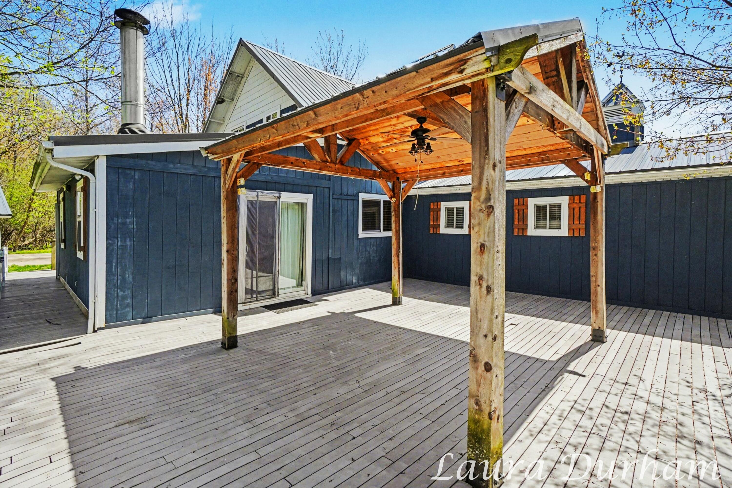 6935 116th Avenue Fennville MI 49408