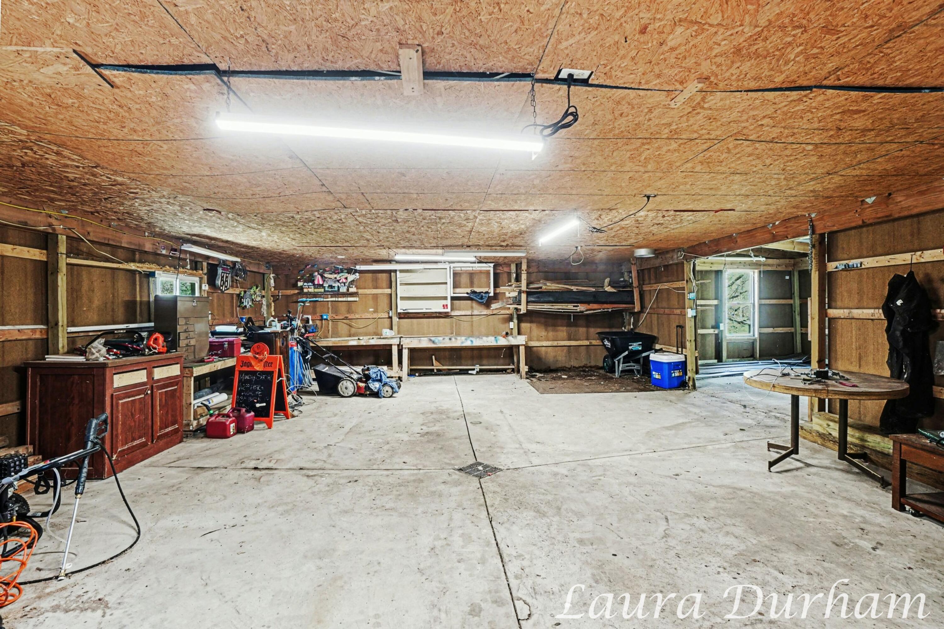 6935 116th Avenue Fennville MI 49408