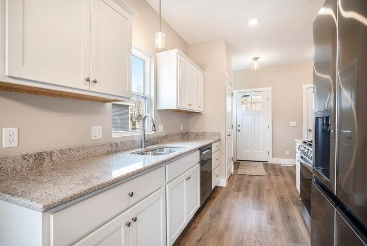 2489 Gray Wolf Way Muskegon MI 49444