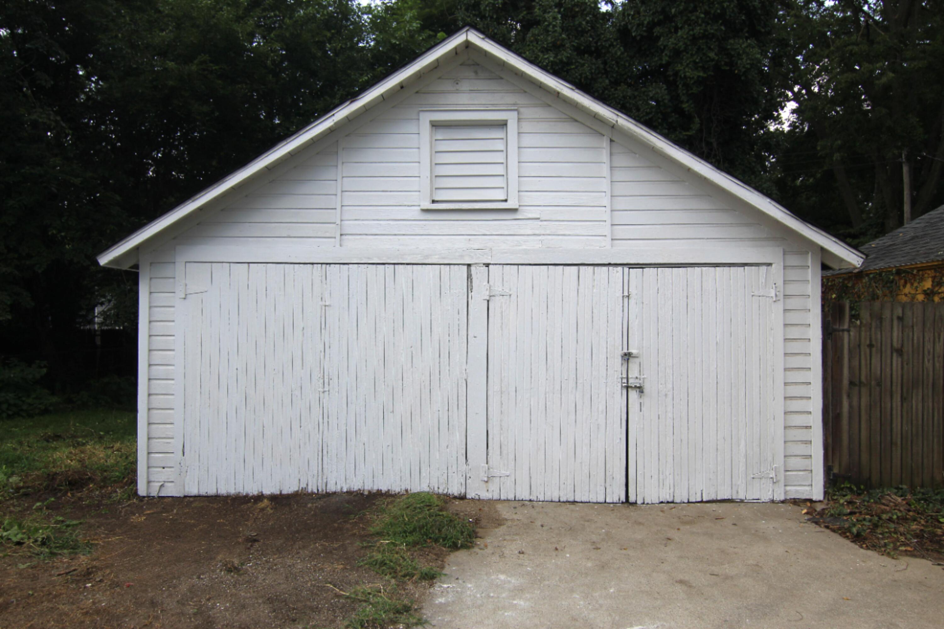 905 Cooper Avenue Kalamazoo MI 49048