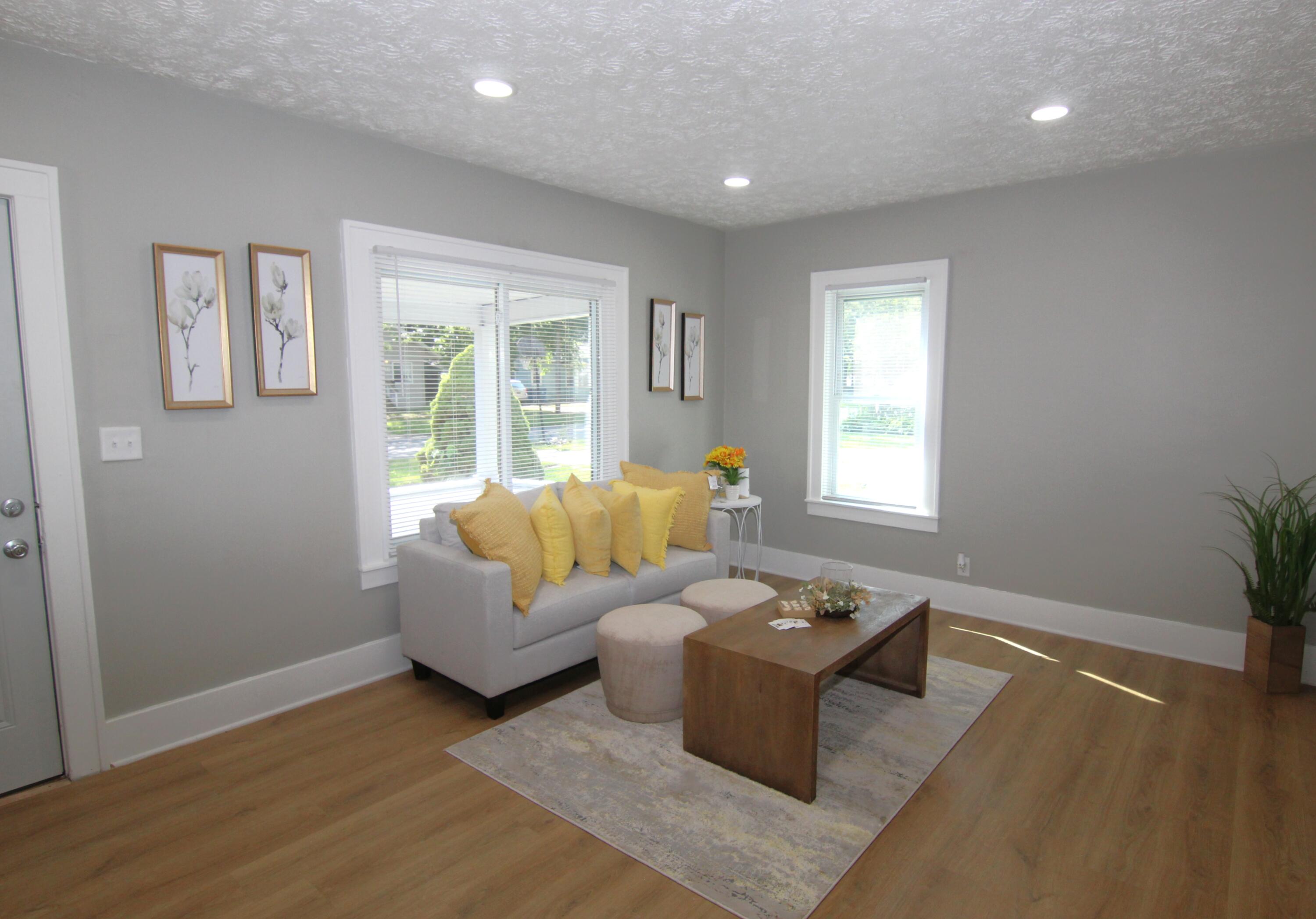 905 Cooper Avenue Kalamazoo MI 49048