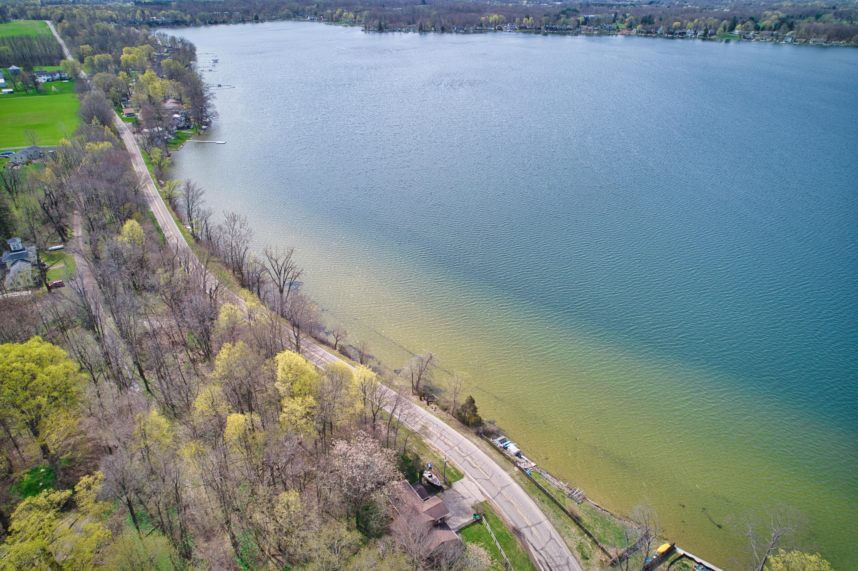 54879 Indian Lake Dowagiac MI 49047
