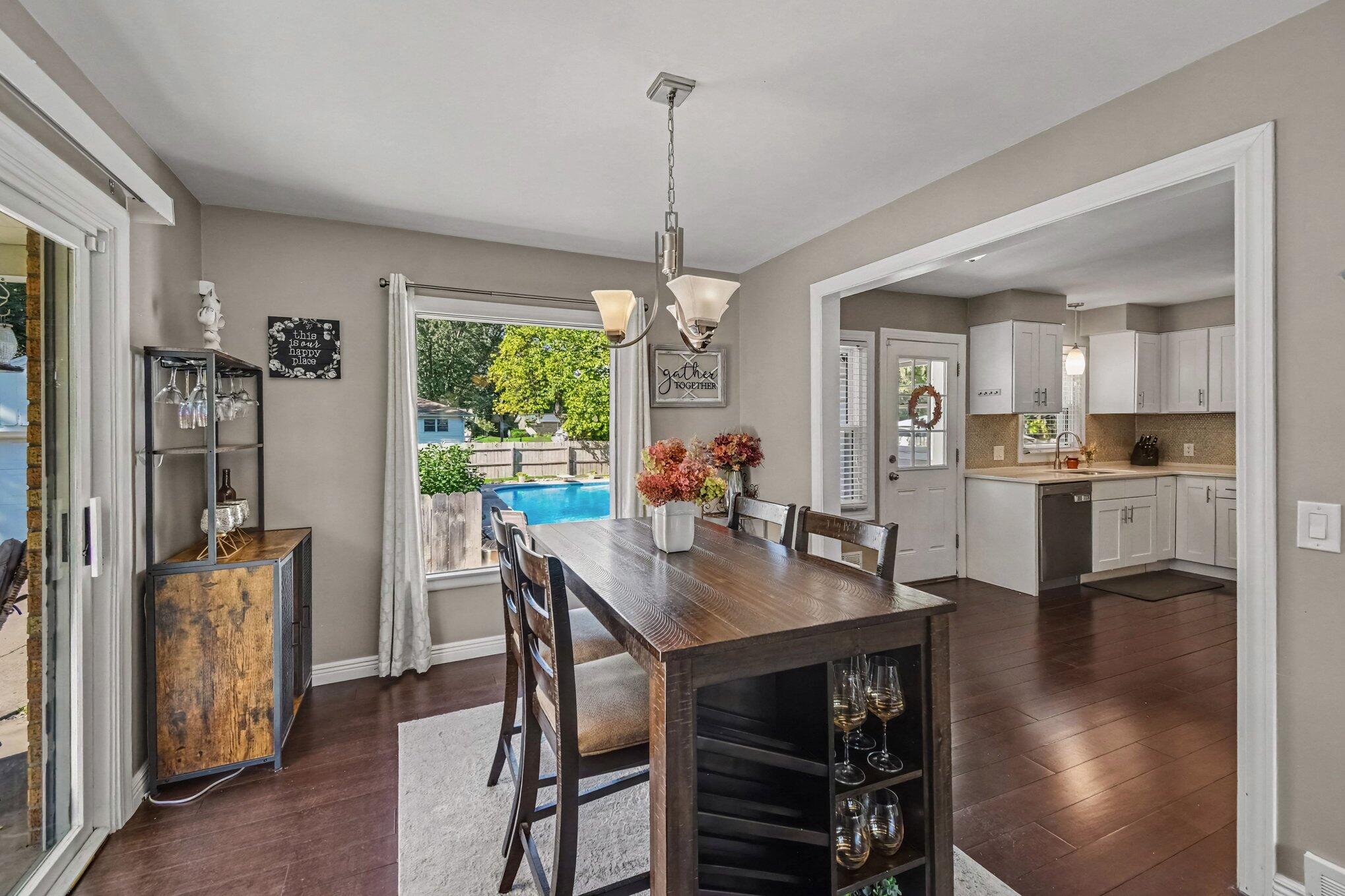 843 Fairfield Avenue NW Grand Rapids MI 49504
