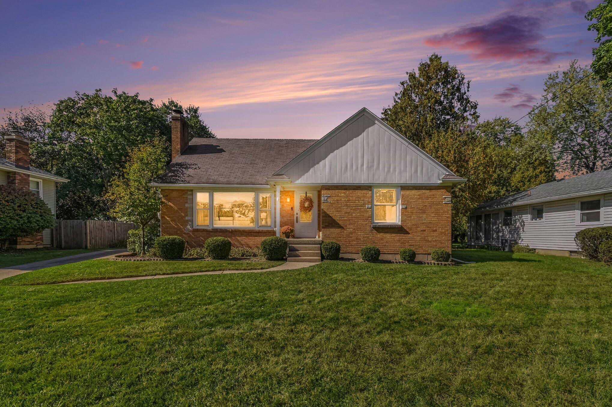 843 Fairfield Avenue NW Grand Rapids MI 49504