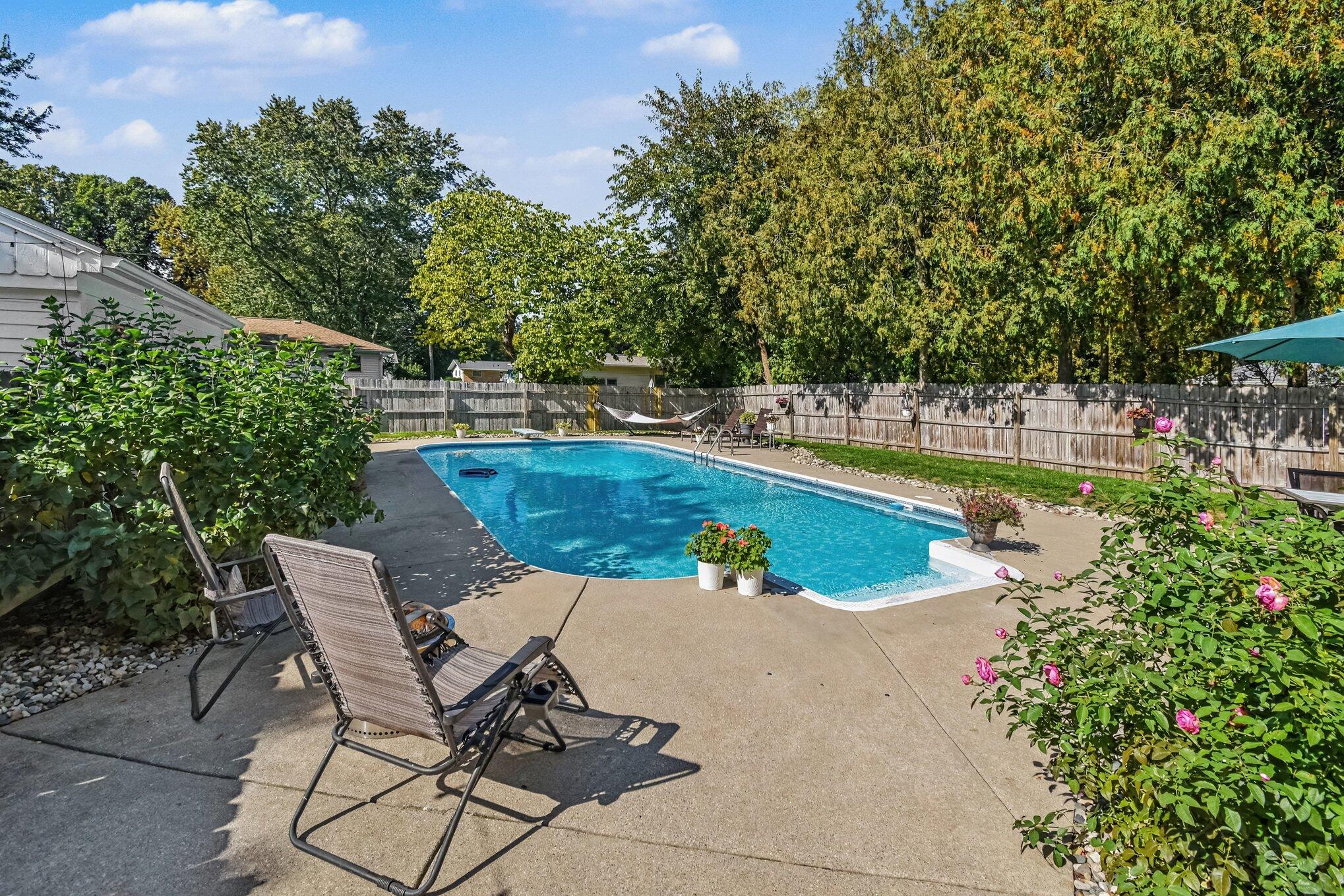 843 Fairfield Avenue NW Grand Rapids MI 49504