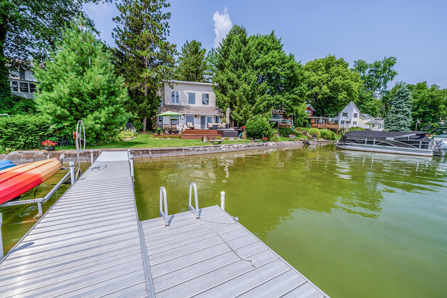 24199 N Shore Drive Edwardsburg MI 49112
