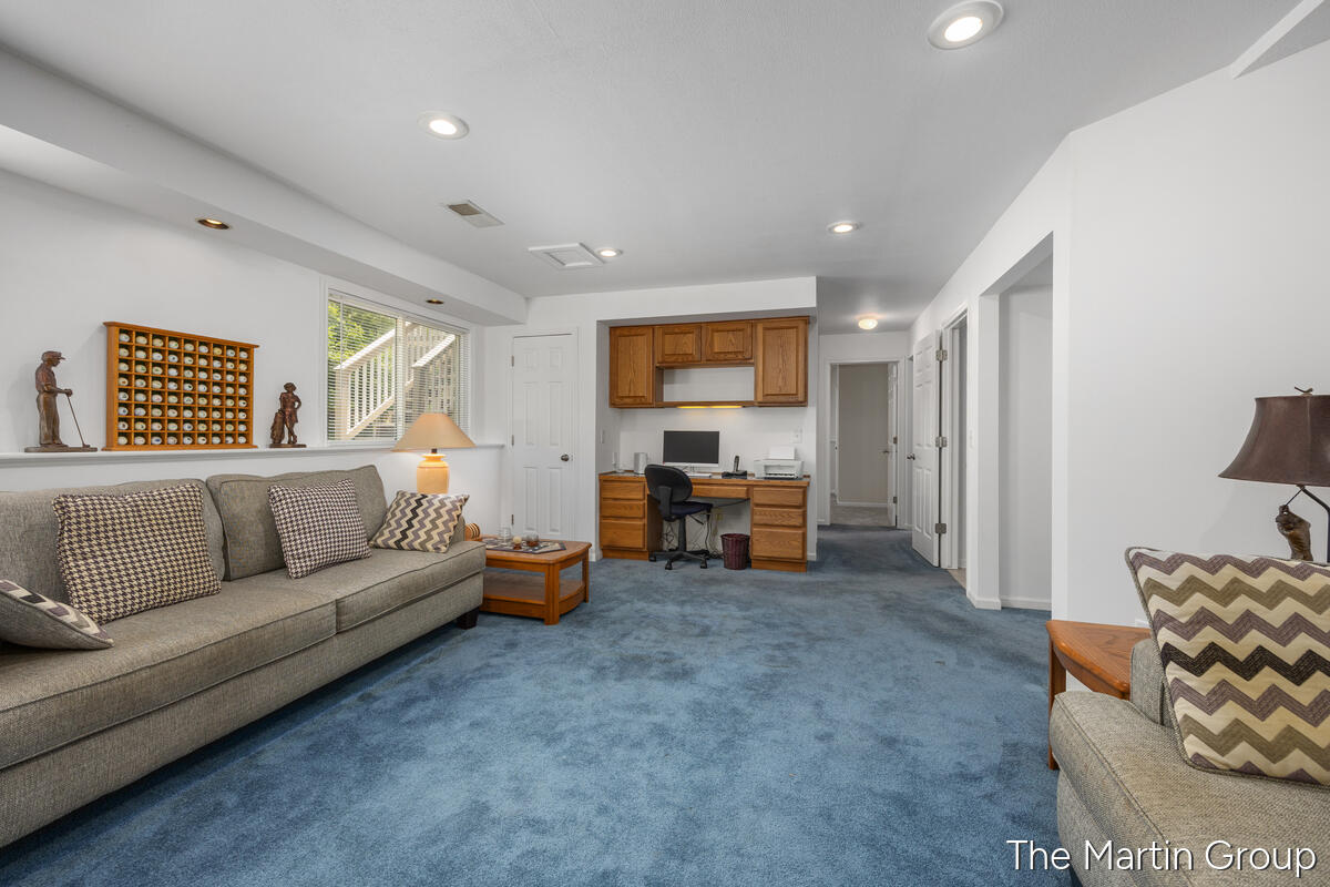 1930 Mullins Avenue NW Grand Rapids MI 49534