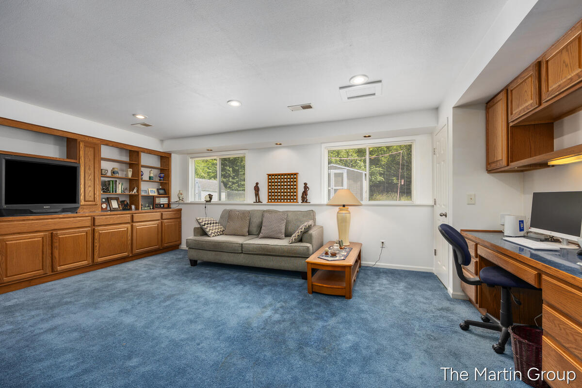 1930 Mullins Avenue NW Grand Rapids MI 49534