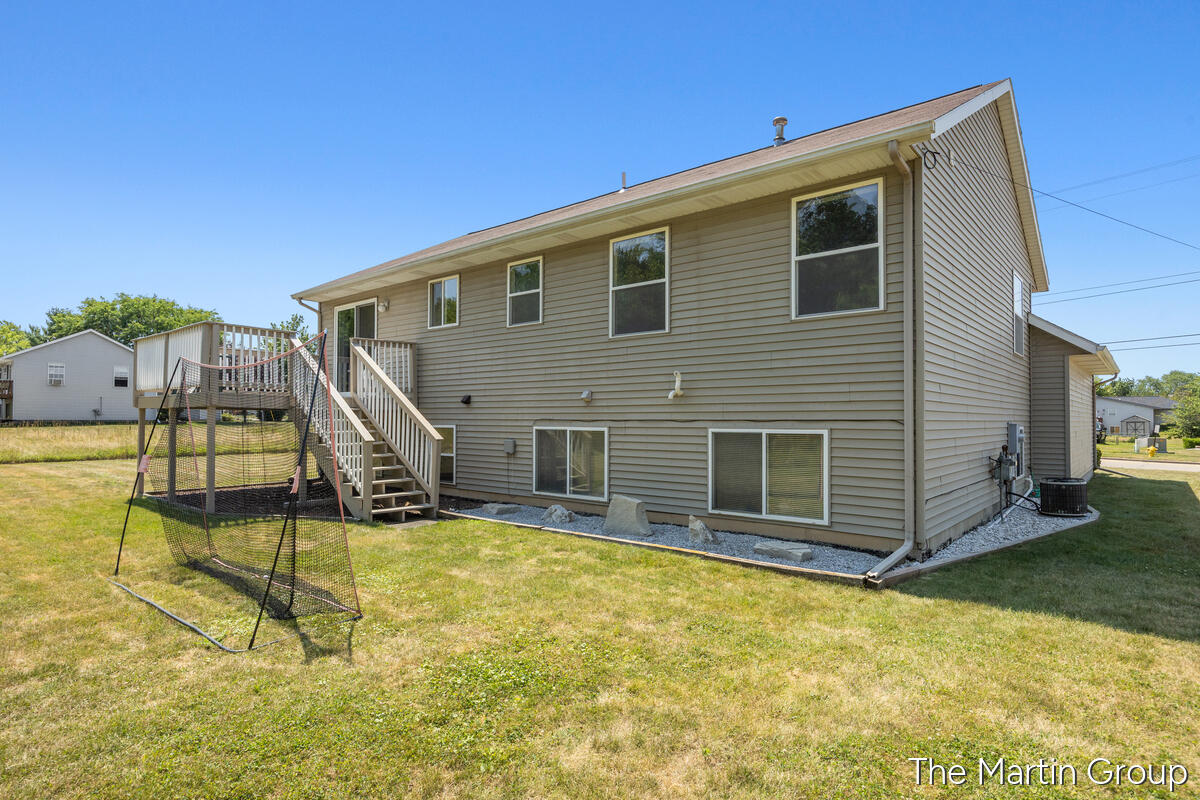 1930 Mullins Avenue NW Grand Rapids MI 49534