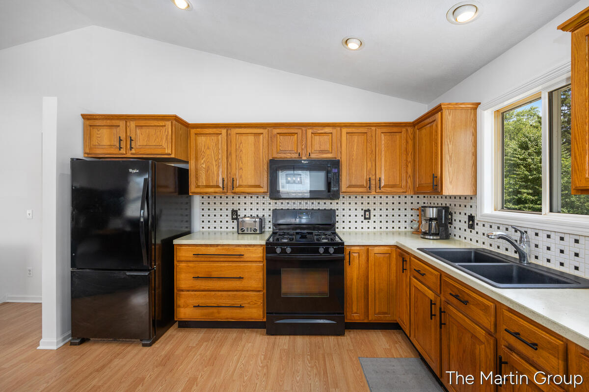 1930 Mullins Avenue NW Grand Rapids MI 49534