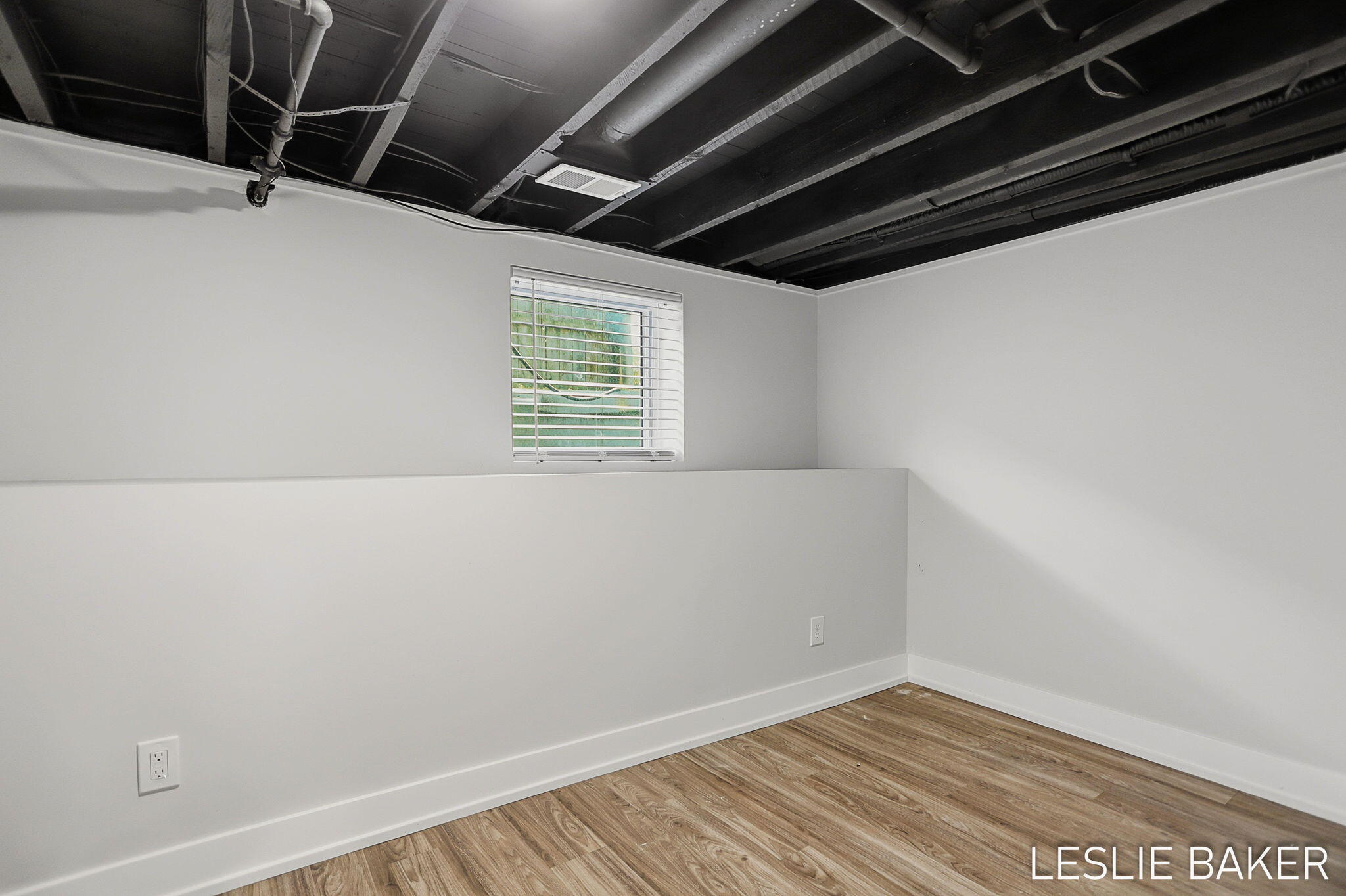 156 W 18th Street Holland MI 49423