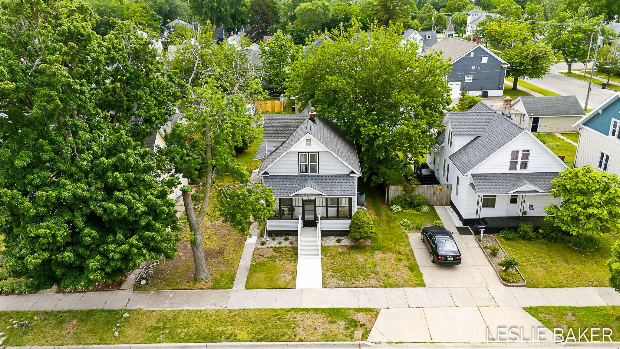 156 W 18th Street Holland MI 49423