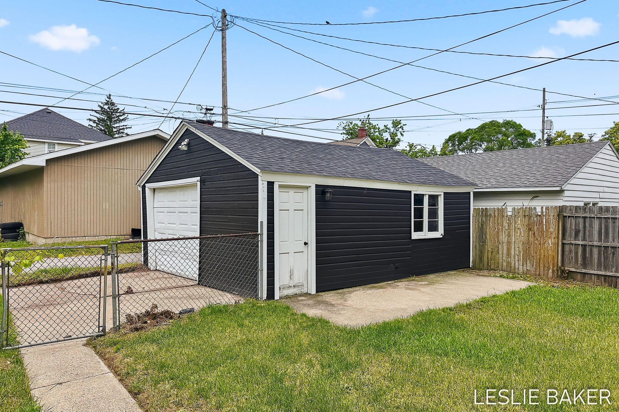 156 W 18th Street Holland MI 49423