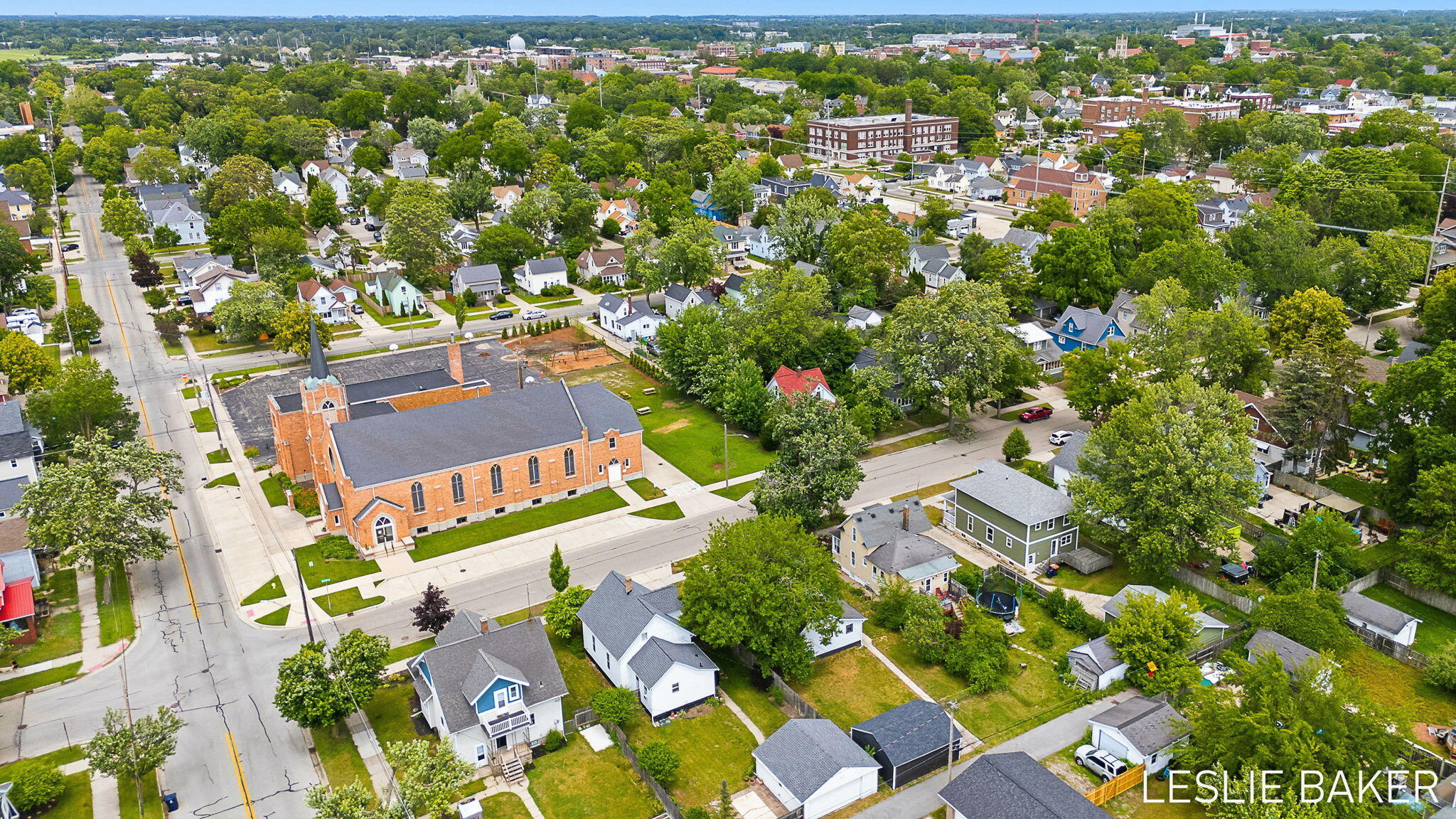 156 W 18th Street Holland MI 49423