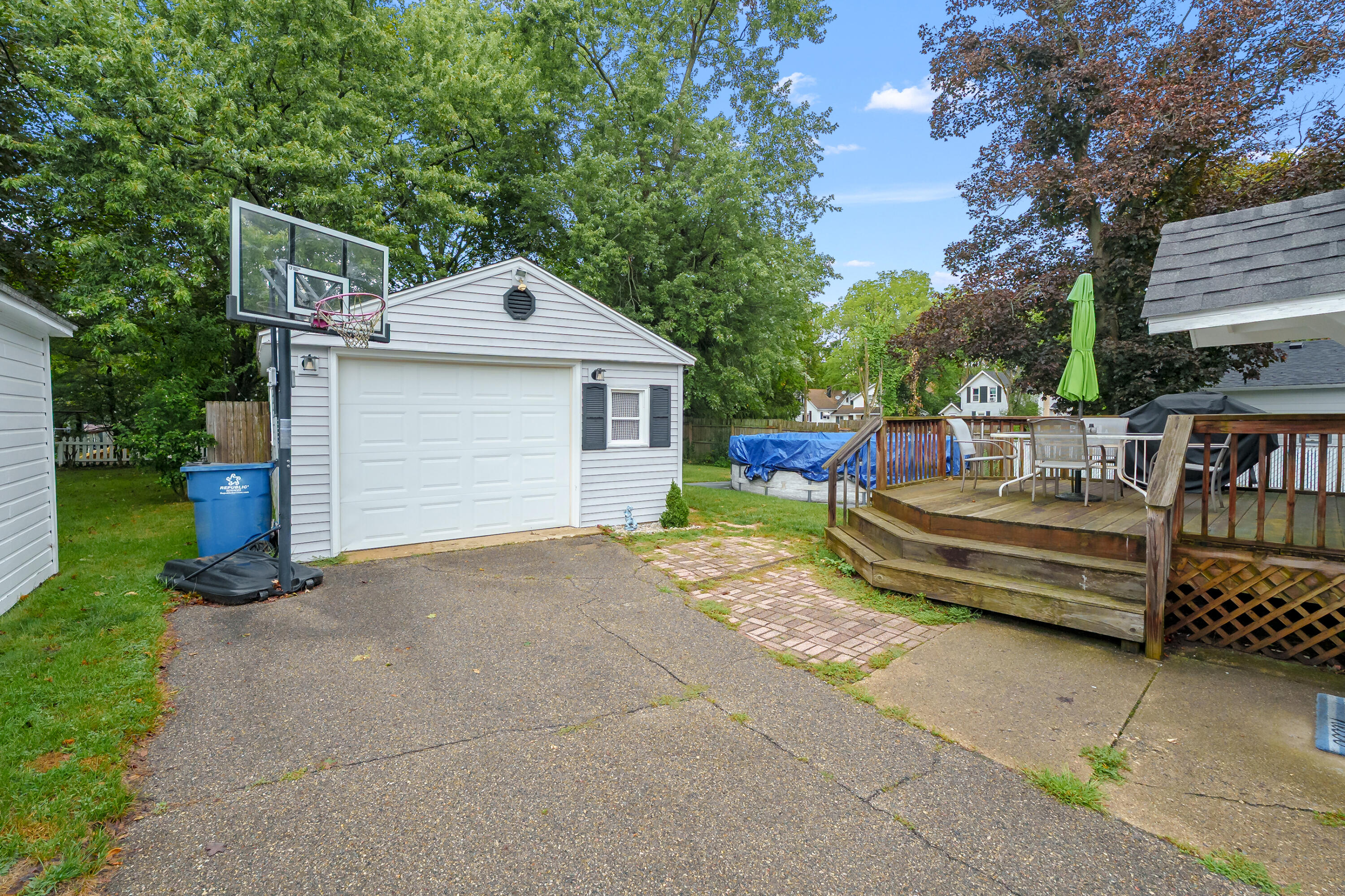 152 Albany Street Kalamazoo MI 49001