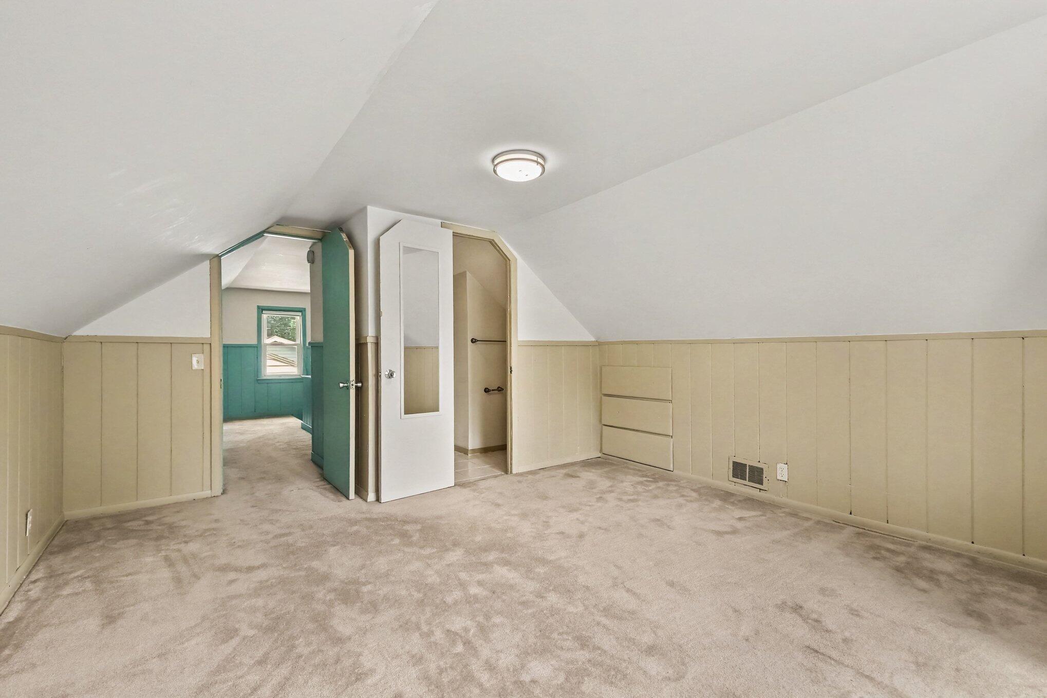 2738 Richards Drive SE East Grand Rapids MI 49506