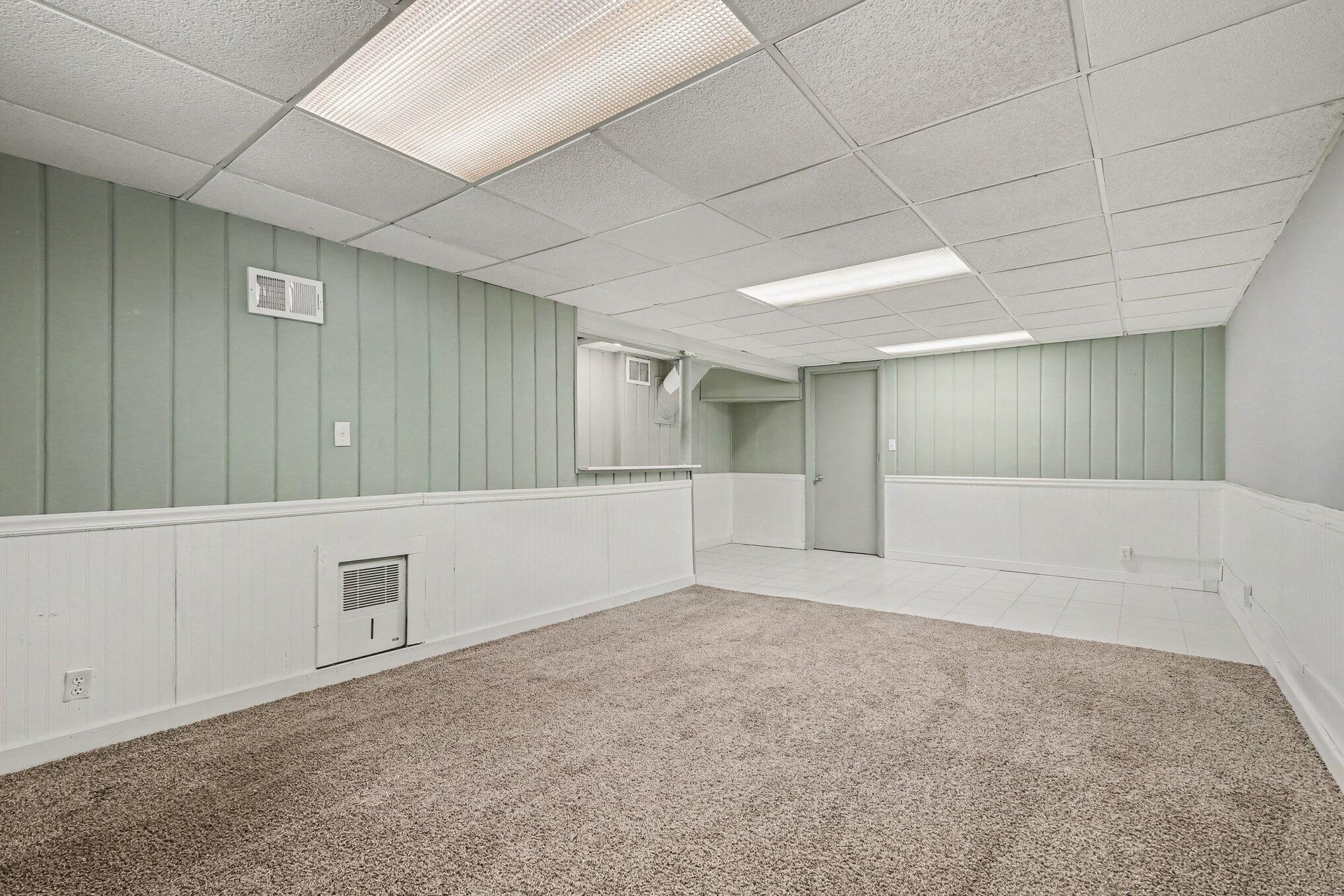 2738 Richards Drive SE East Grand Rapids MI 49506