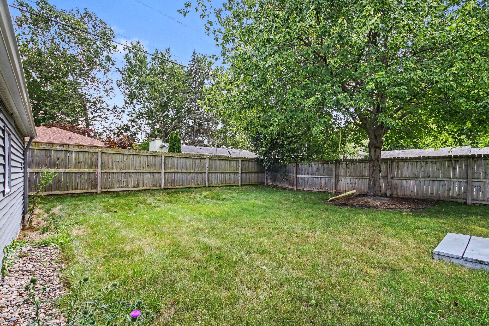 2738 Richards Drive SE East Grand Rapids MI 49506
