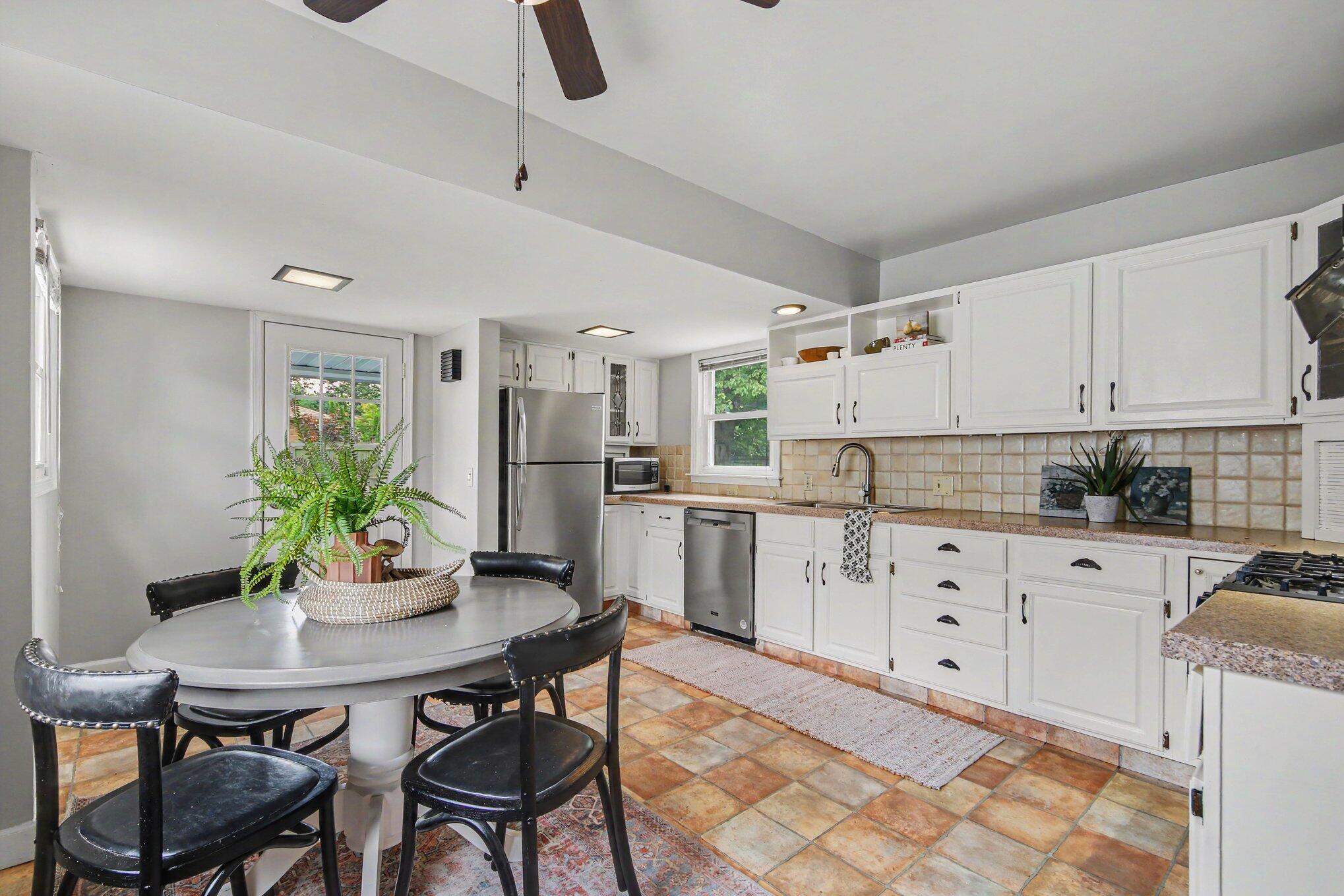 2738 Richards Drive SE East Grand Rapids MI 49506