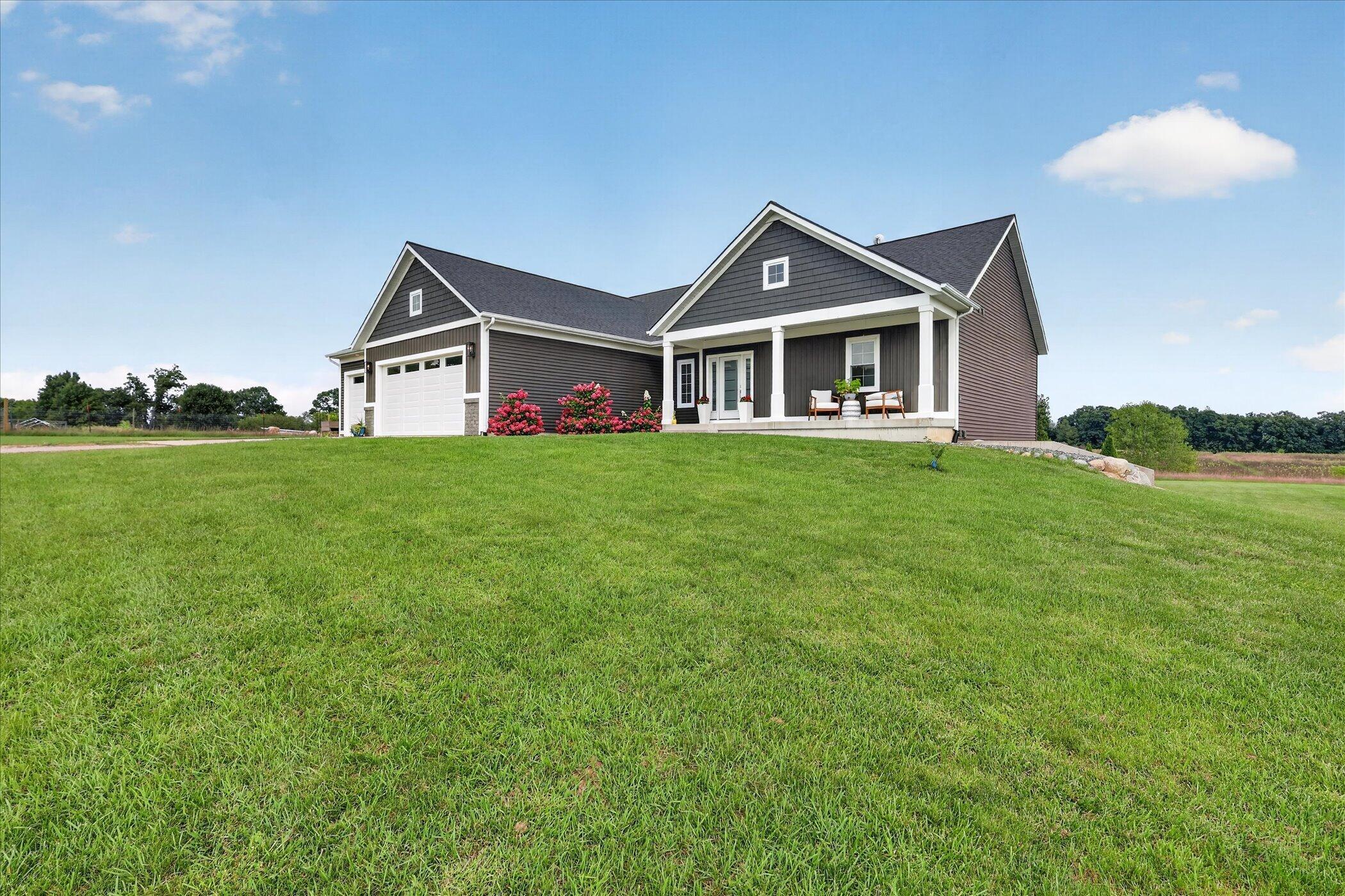 11290 Stout Avenue NE Rockford MI 49341
