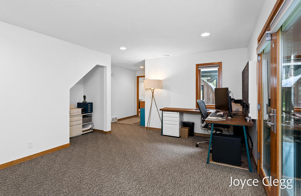 6432 146th Avenue Holland MI 49423