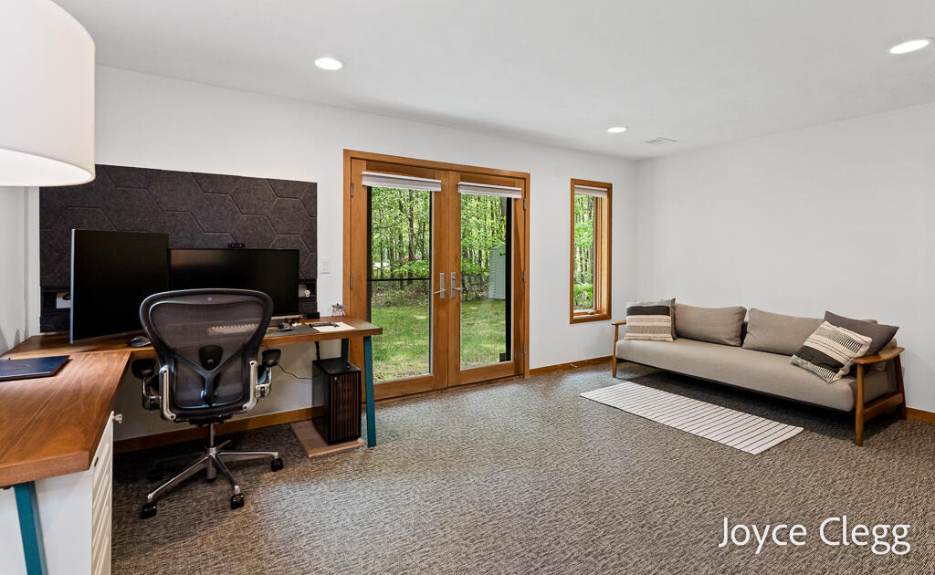 6432 146th Avenue Holland MI 49423