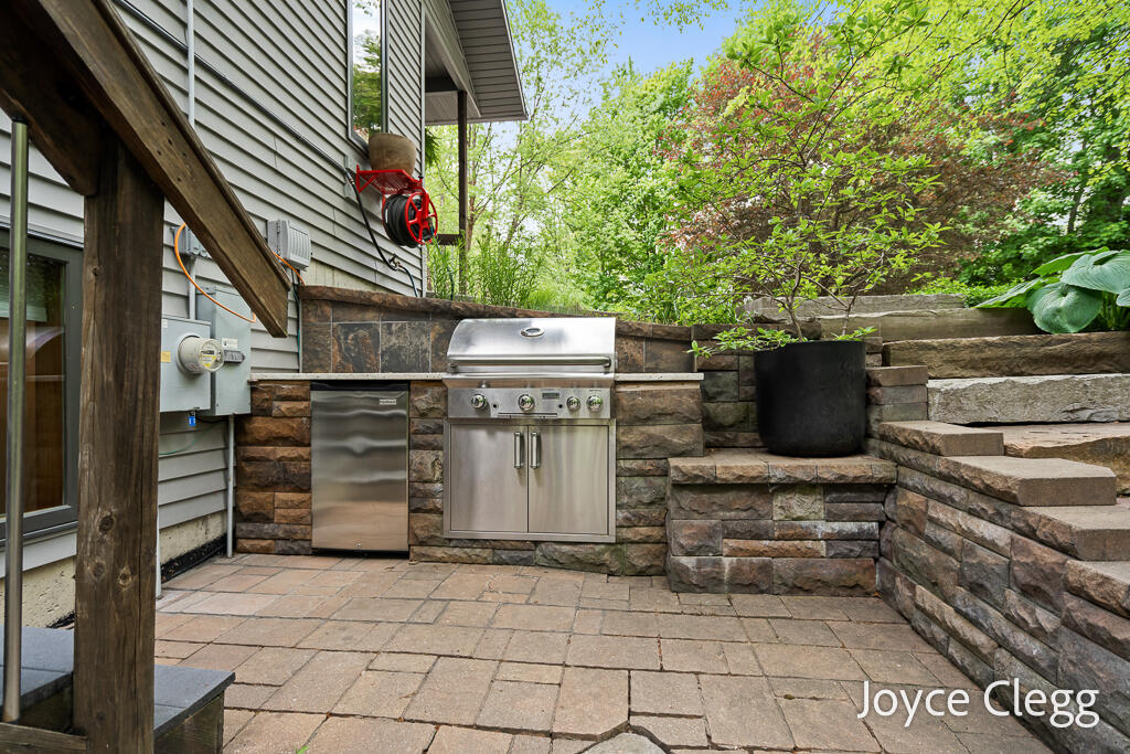 6432 146th Avenue Holland MI 49423