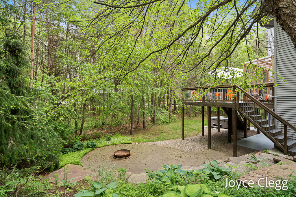 6432 146th Avenue Holland MI 49423