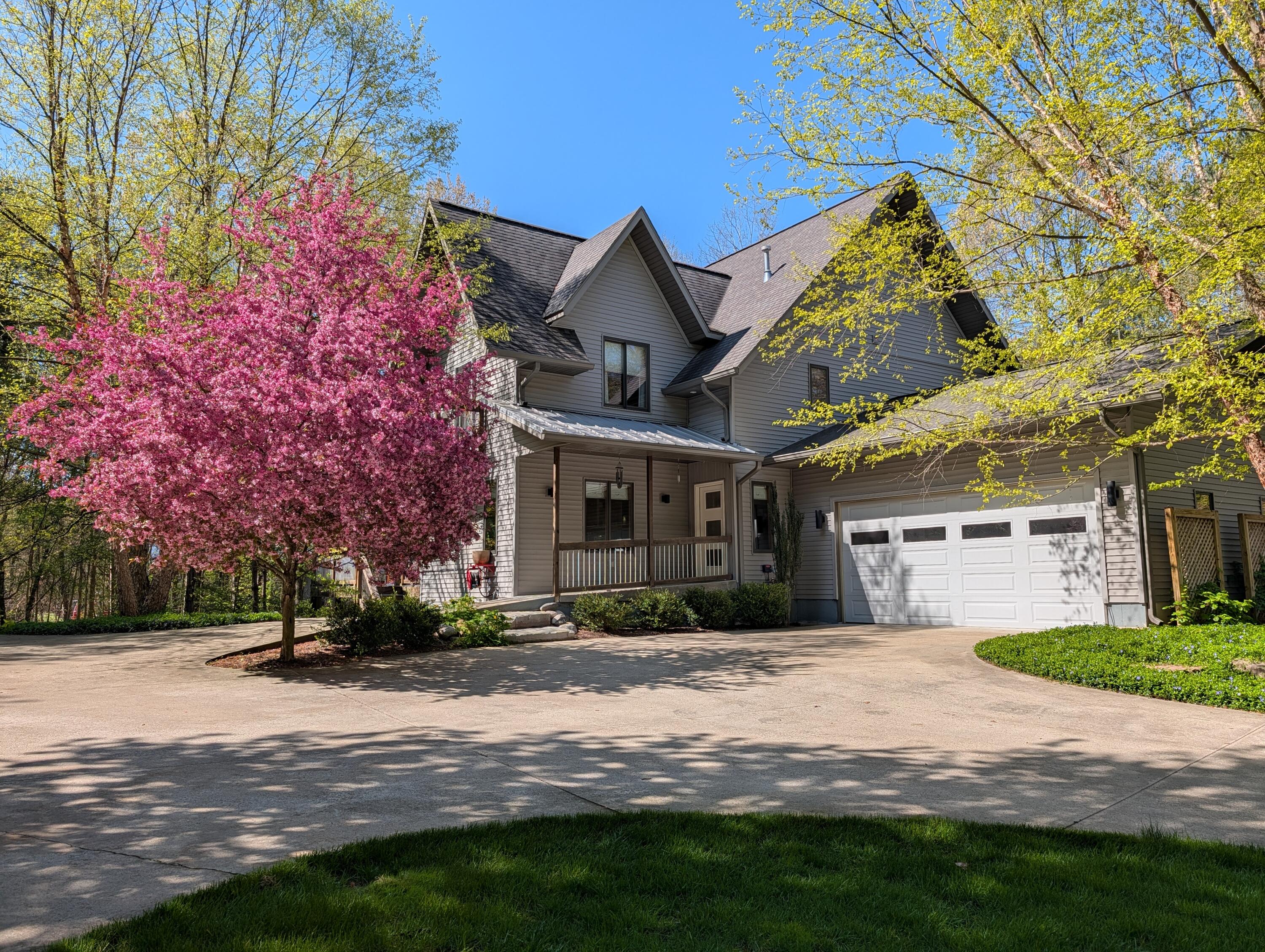 6432 146th Avenue Holland MI 49423
