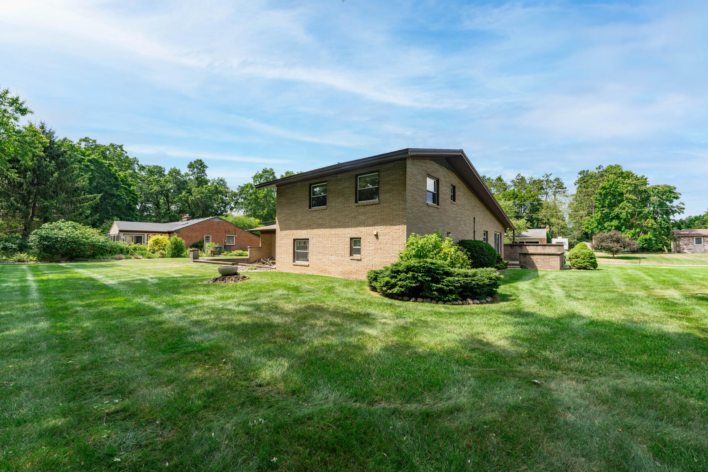 3326 Ancliff Street NE Rockford MI 49341