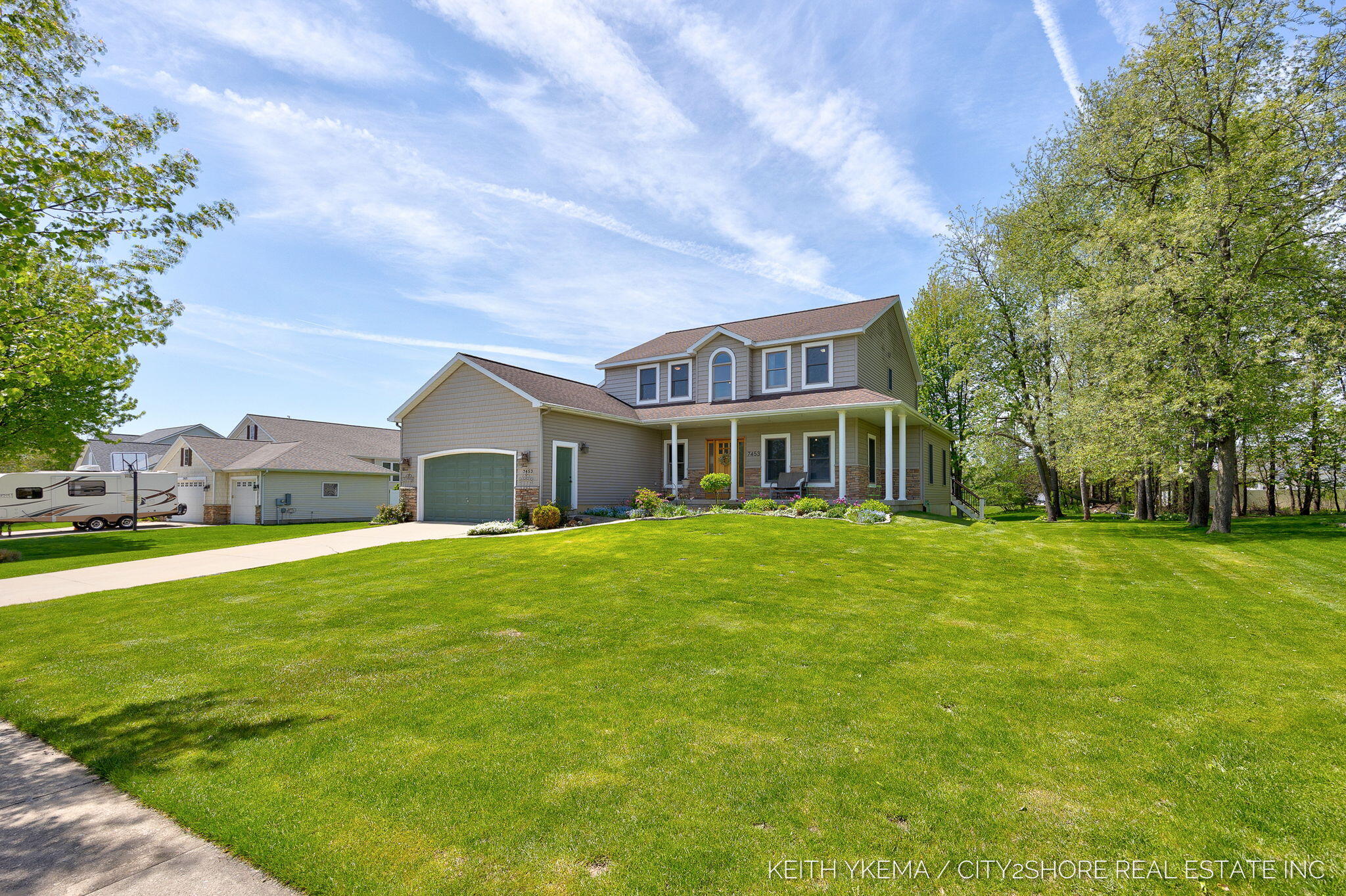 7453 Southwood SW Byron Center MI 49315